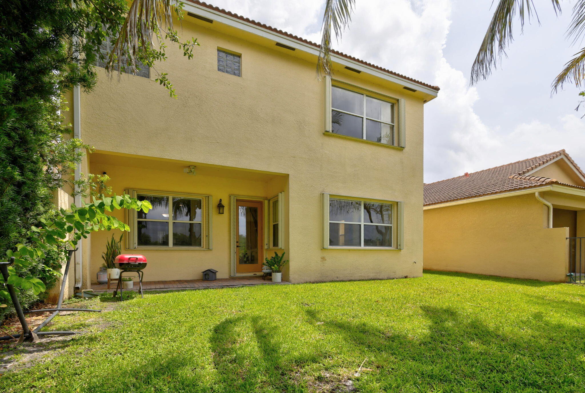 241 Gazetta Way Property Photo 47