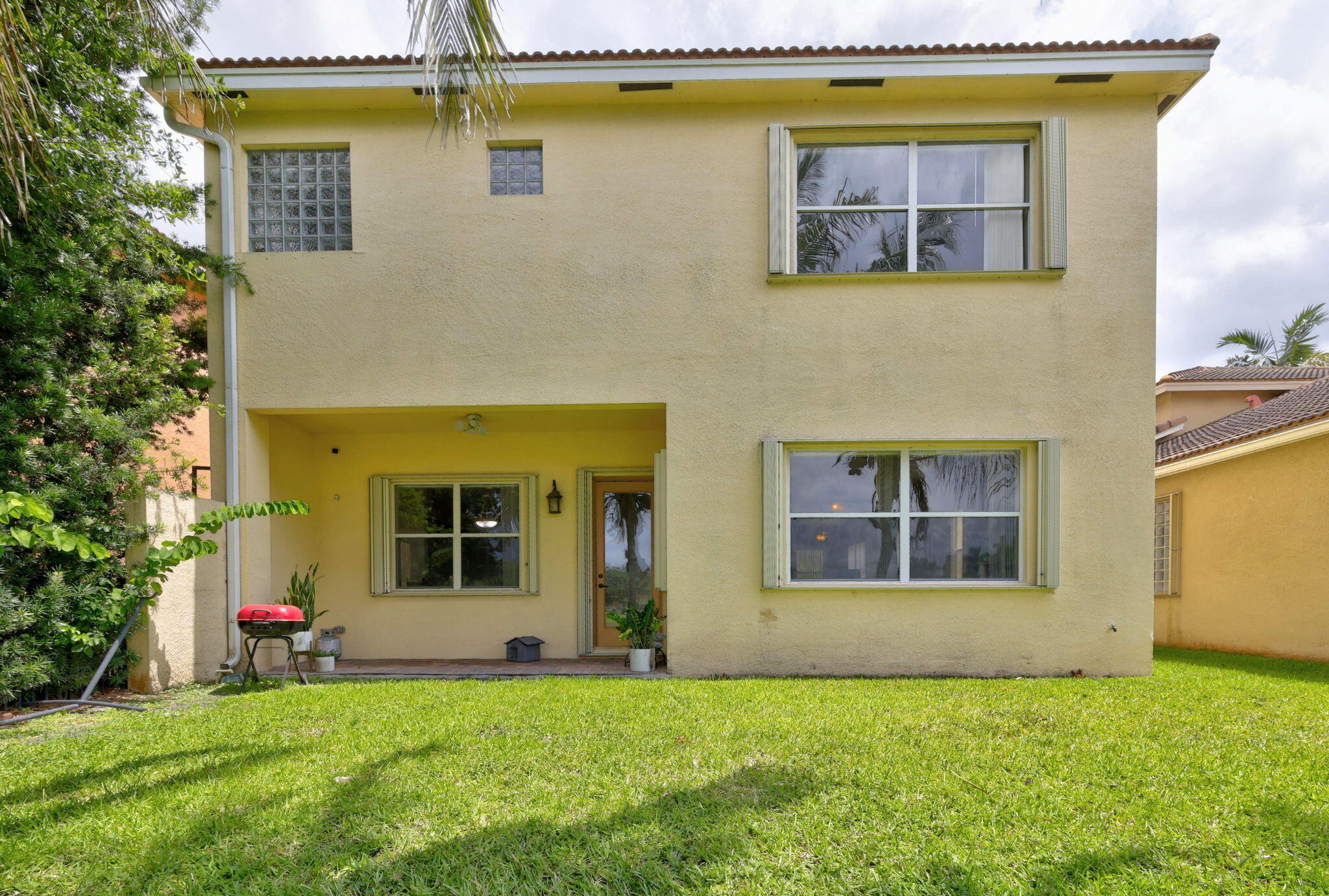 241 Gazetta Way Property Photo 48