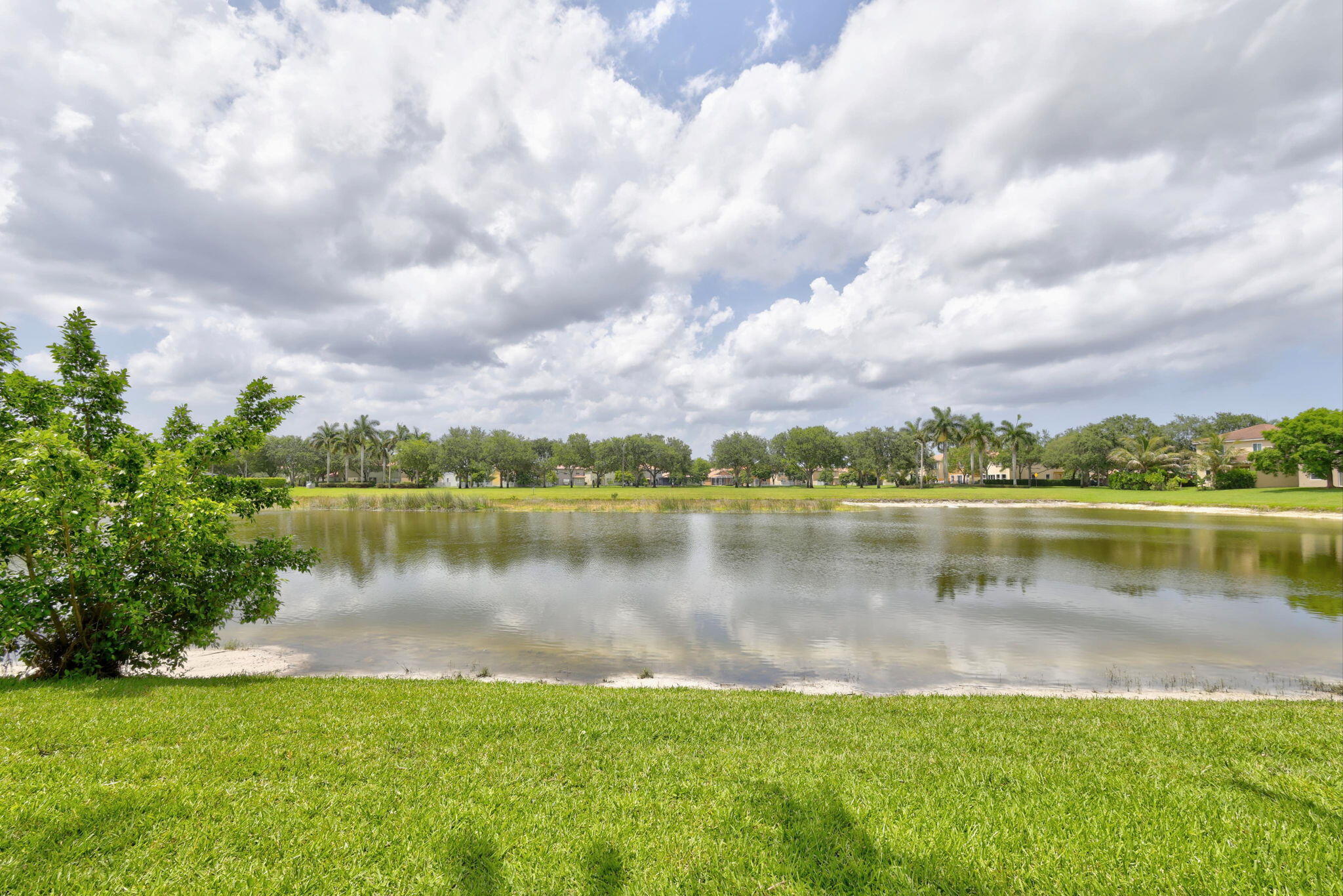 241 Gazetta Way Property Photo 50