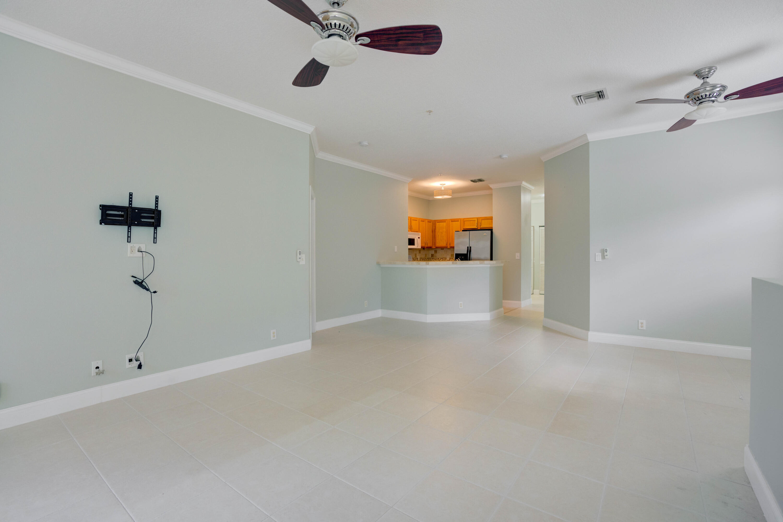 115 Lighthouse Circle B Property Photo 15
