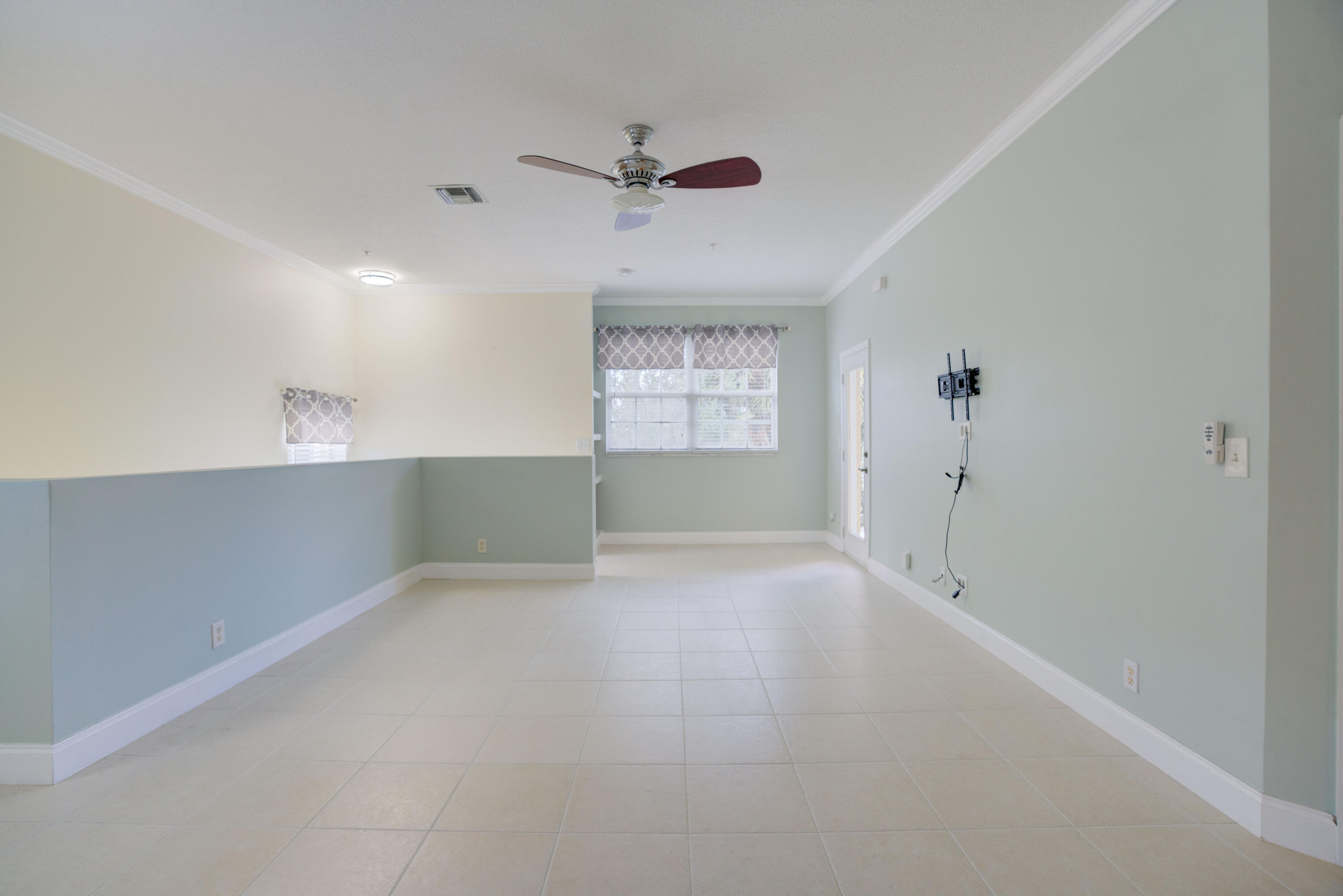 115 Lighthouse Circle B Property Photo 17