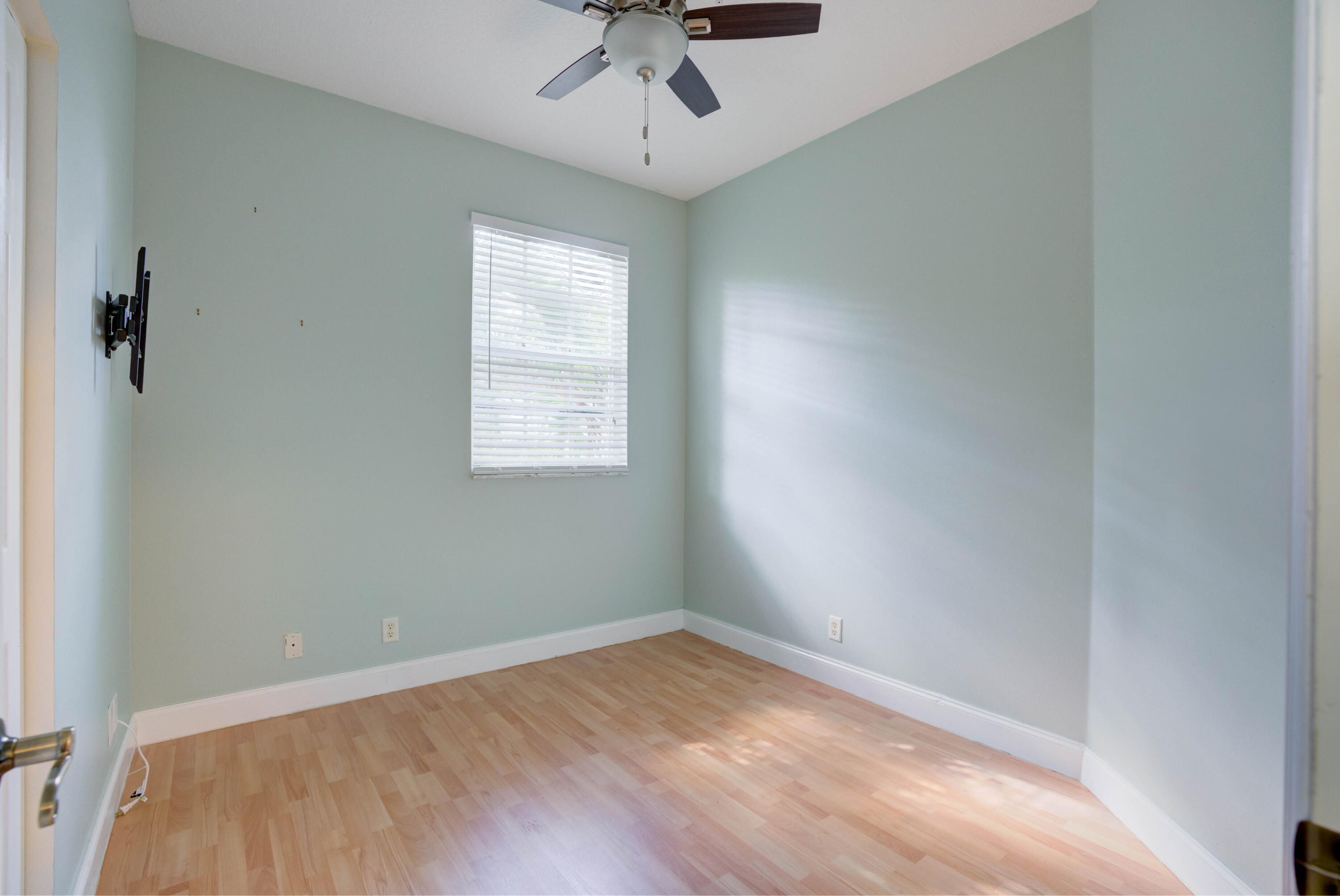 115 Lighthouse Circle B Property Photo 25
