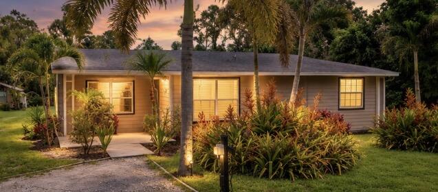 13559 24th Court N Property Photo 2