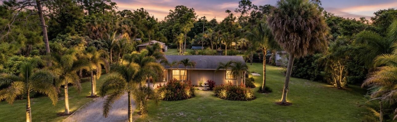13559 24th Court N Property Photo 3