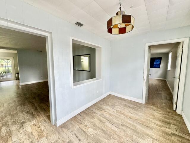 13559 24th Court N Property Photo 4