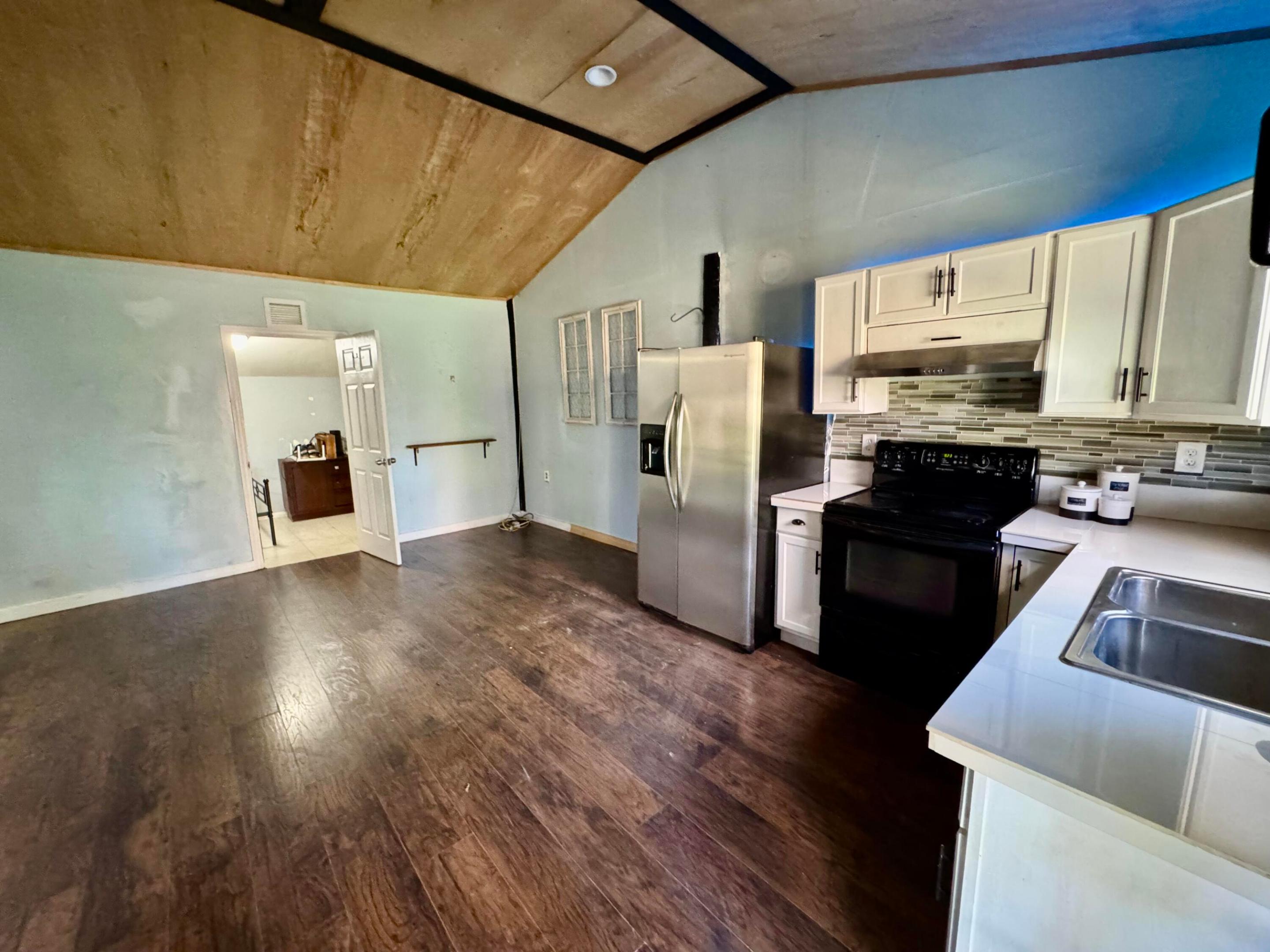 13559 24th Court N Property Photo 41