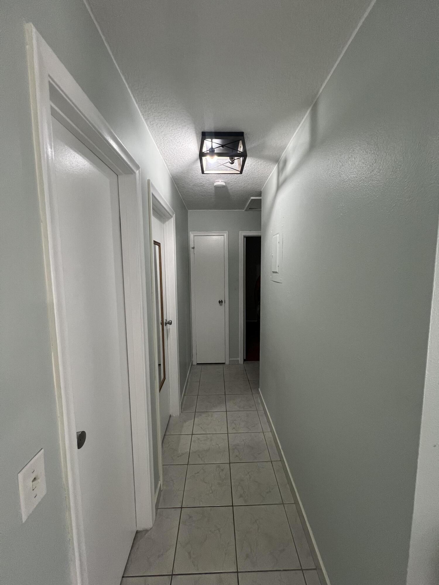 8511 Nw 8th Street Property Photo 7