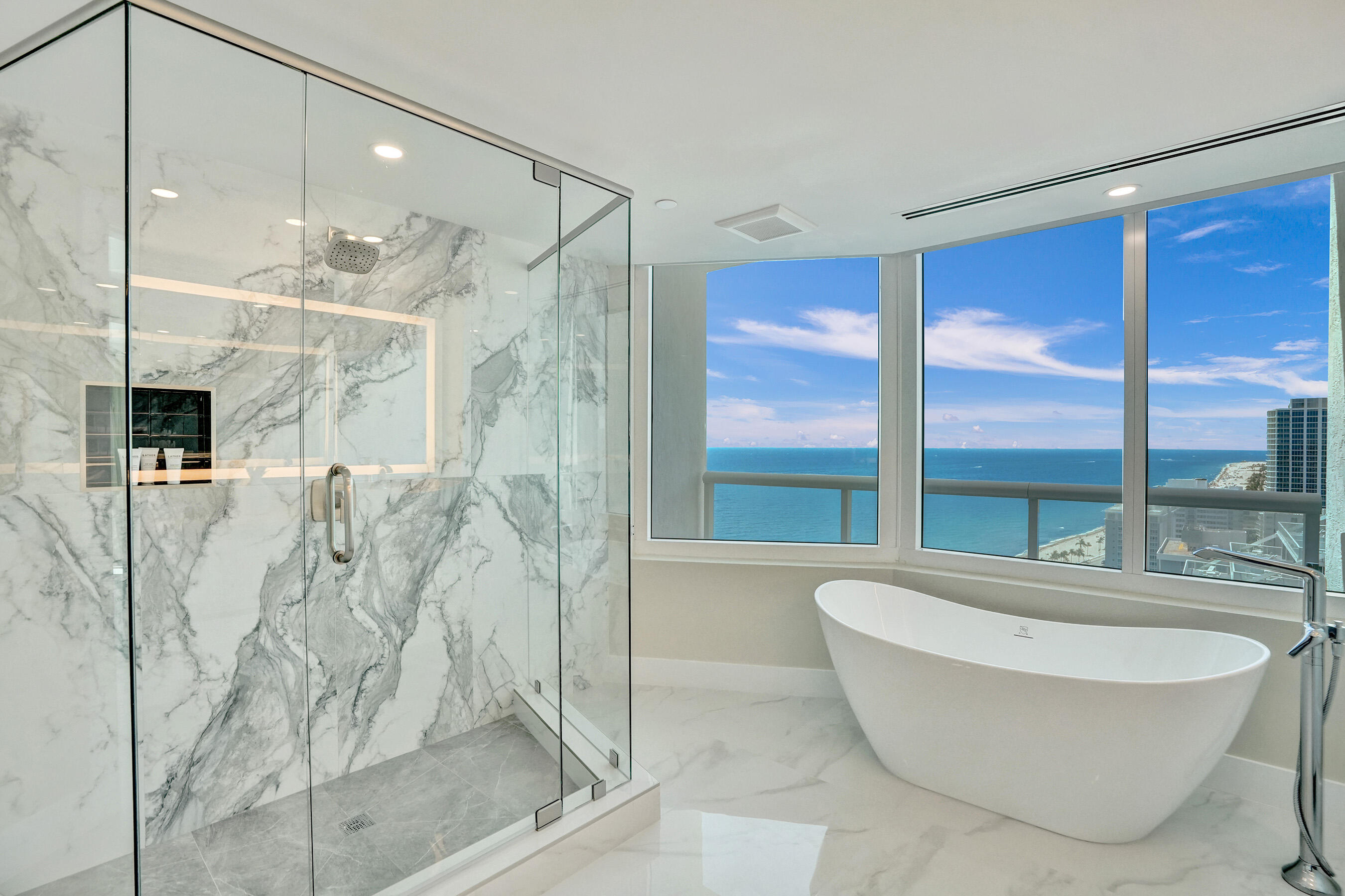 505 N Fort Lauderdale Beach Boulevard N 2500 Property Photo 8