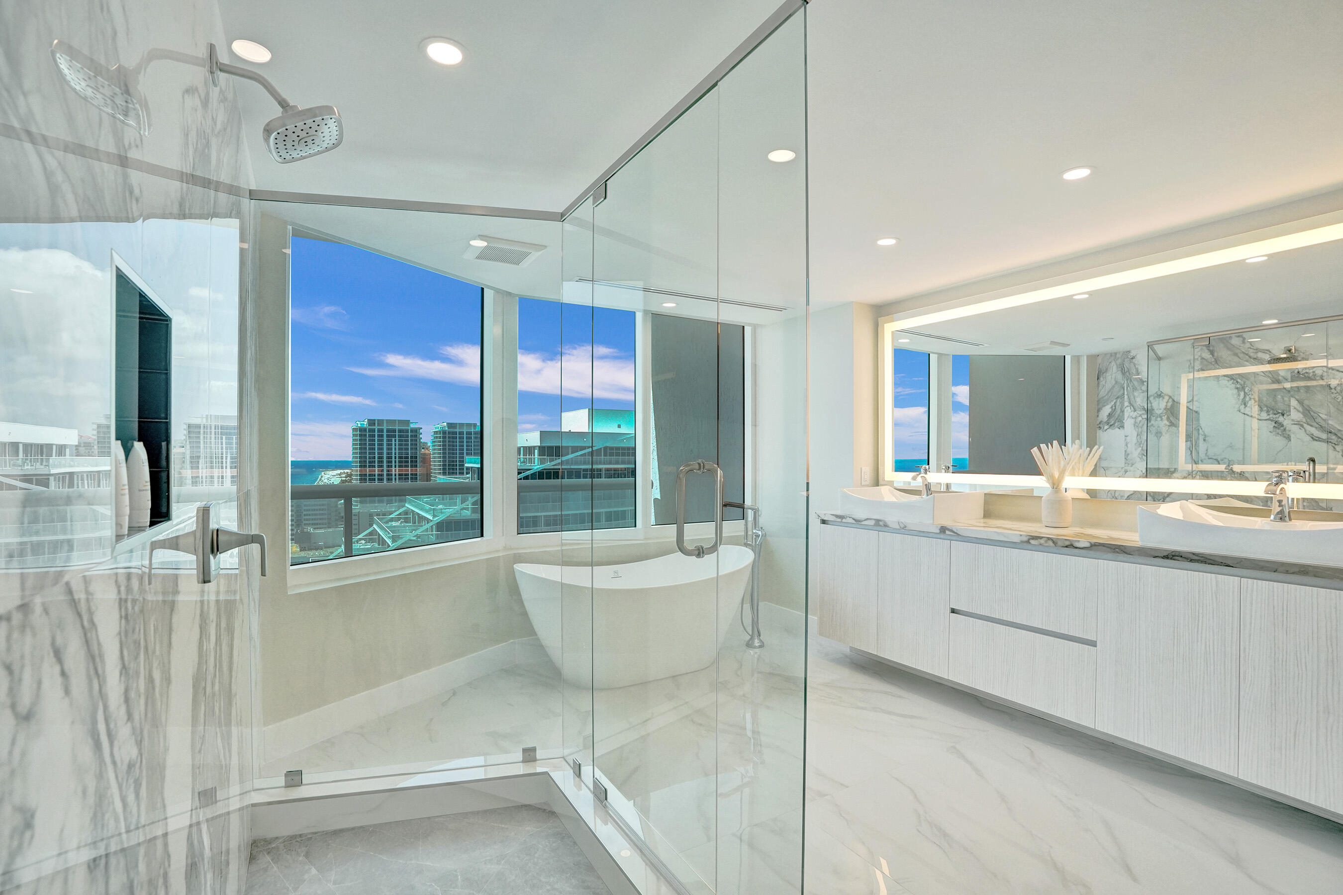 505 N Fort Lauderdale Beach Boulevard N 2500 Property Photo 24