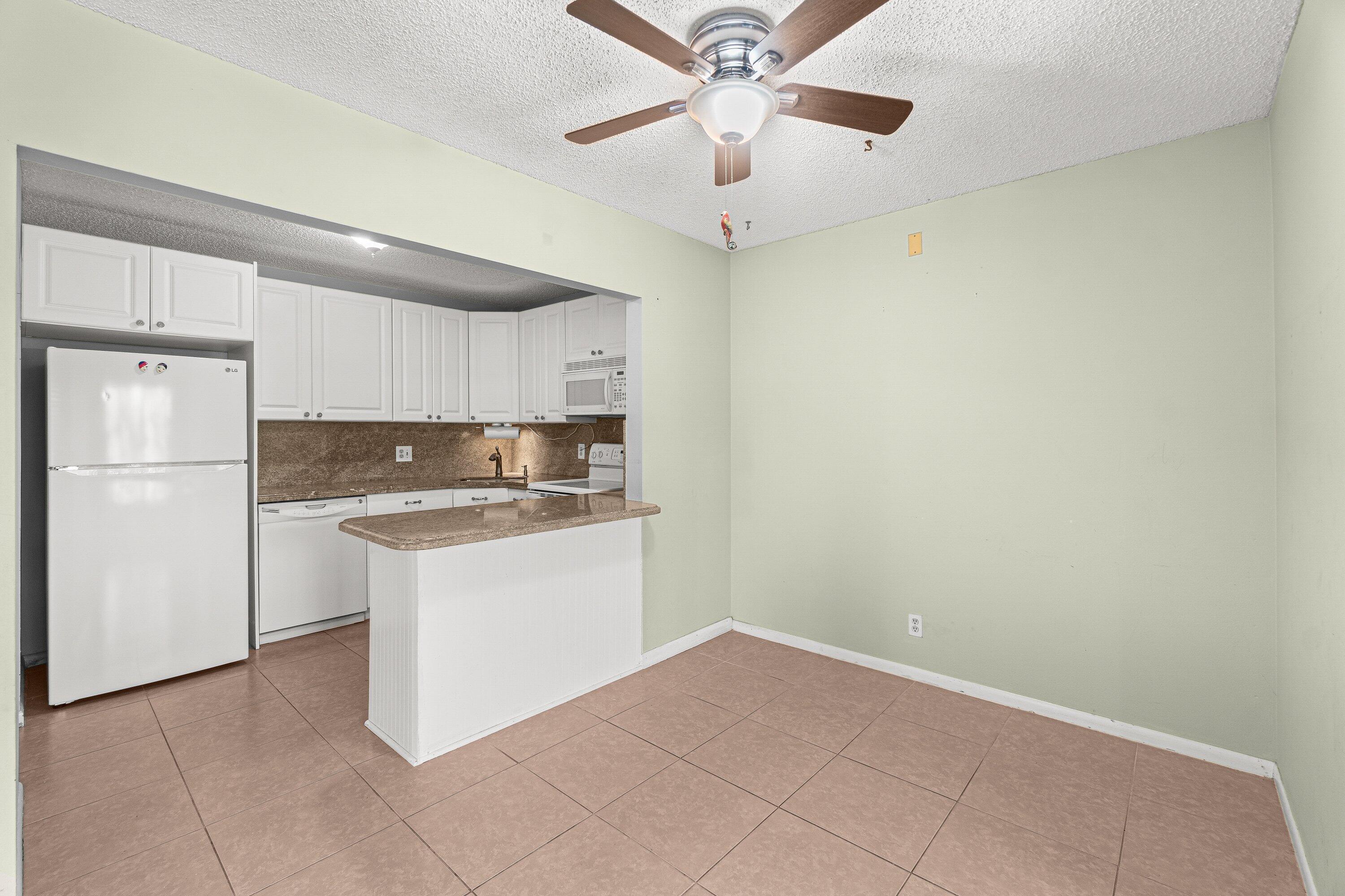 223 Pine Hov Circle A-2 Property Photo 7