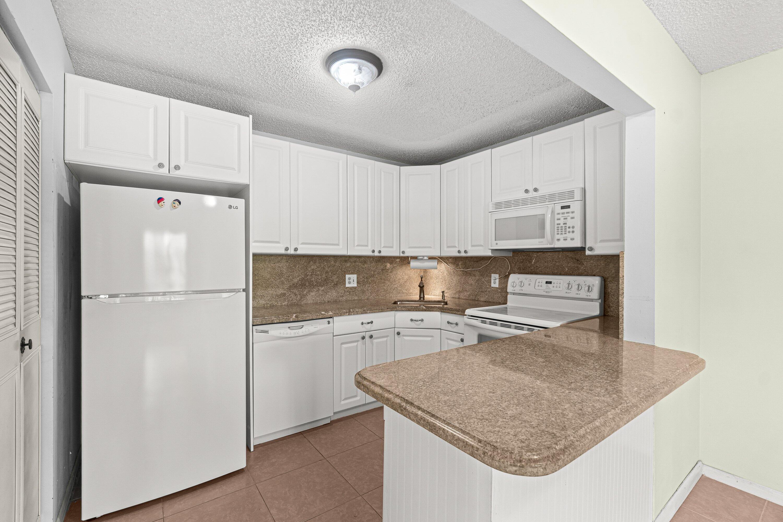 223 Pine Hov Circle A-2 Property Photo 10