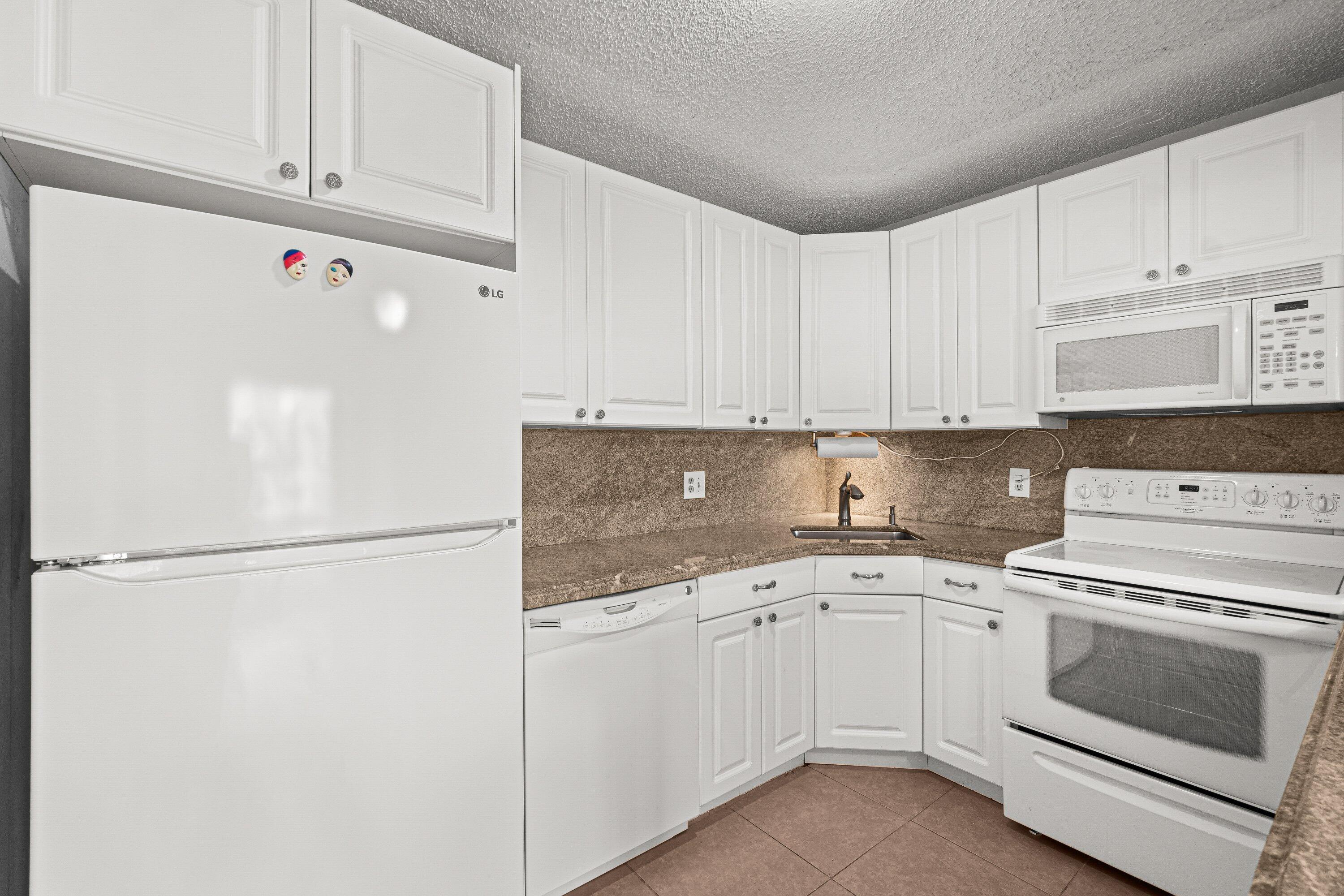 223 Pine Hov Circle A-2 Property Photo 11