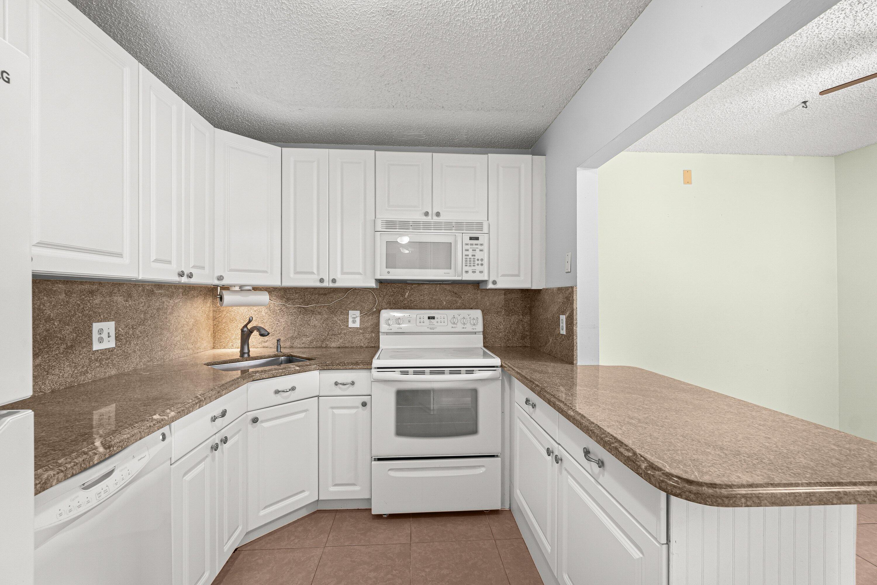 223 Pine Hov Circle A-2 Property Photo 12