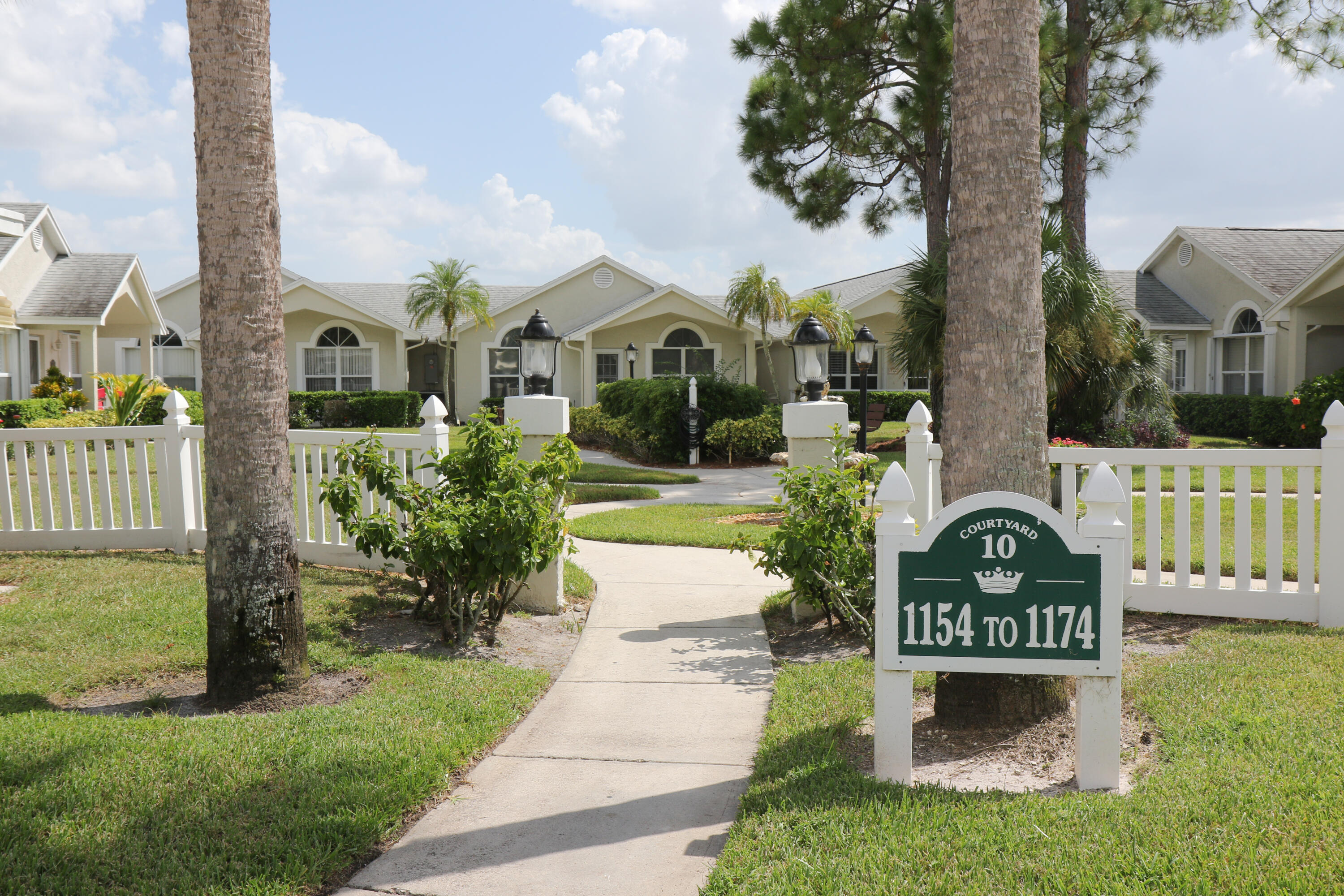 1160 Nw Lombardy Drive Property Photo 1