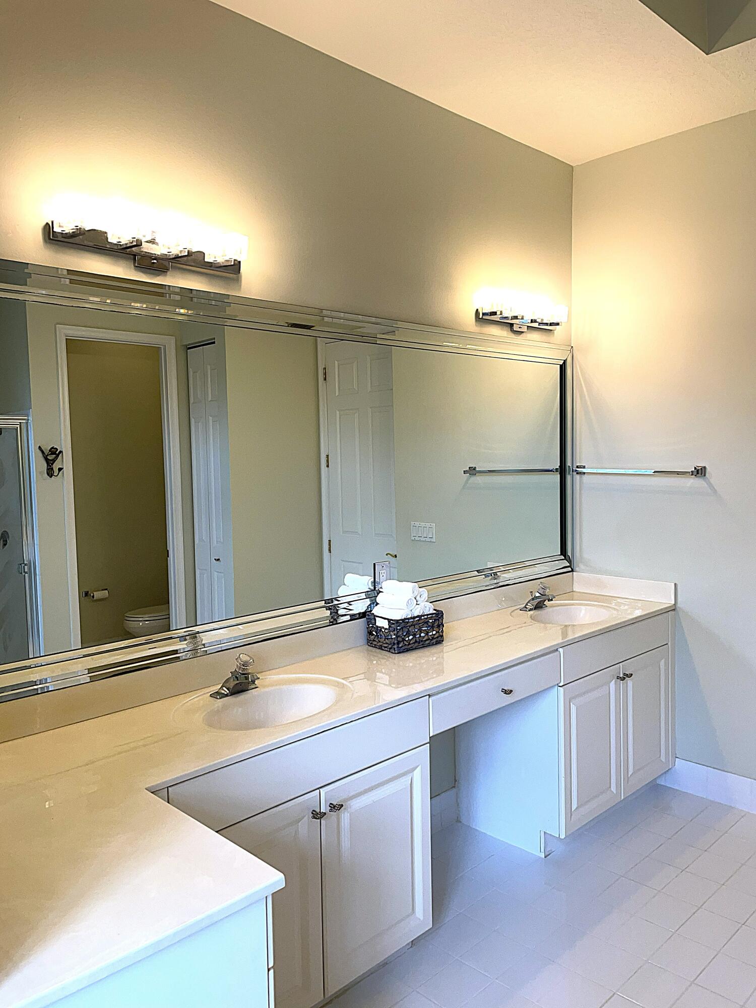 4740 Glenn Pine Lane Property Photo 24