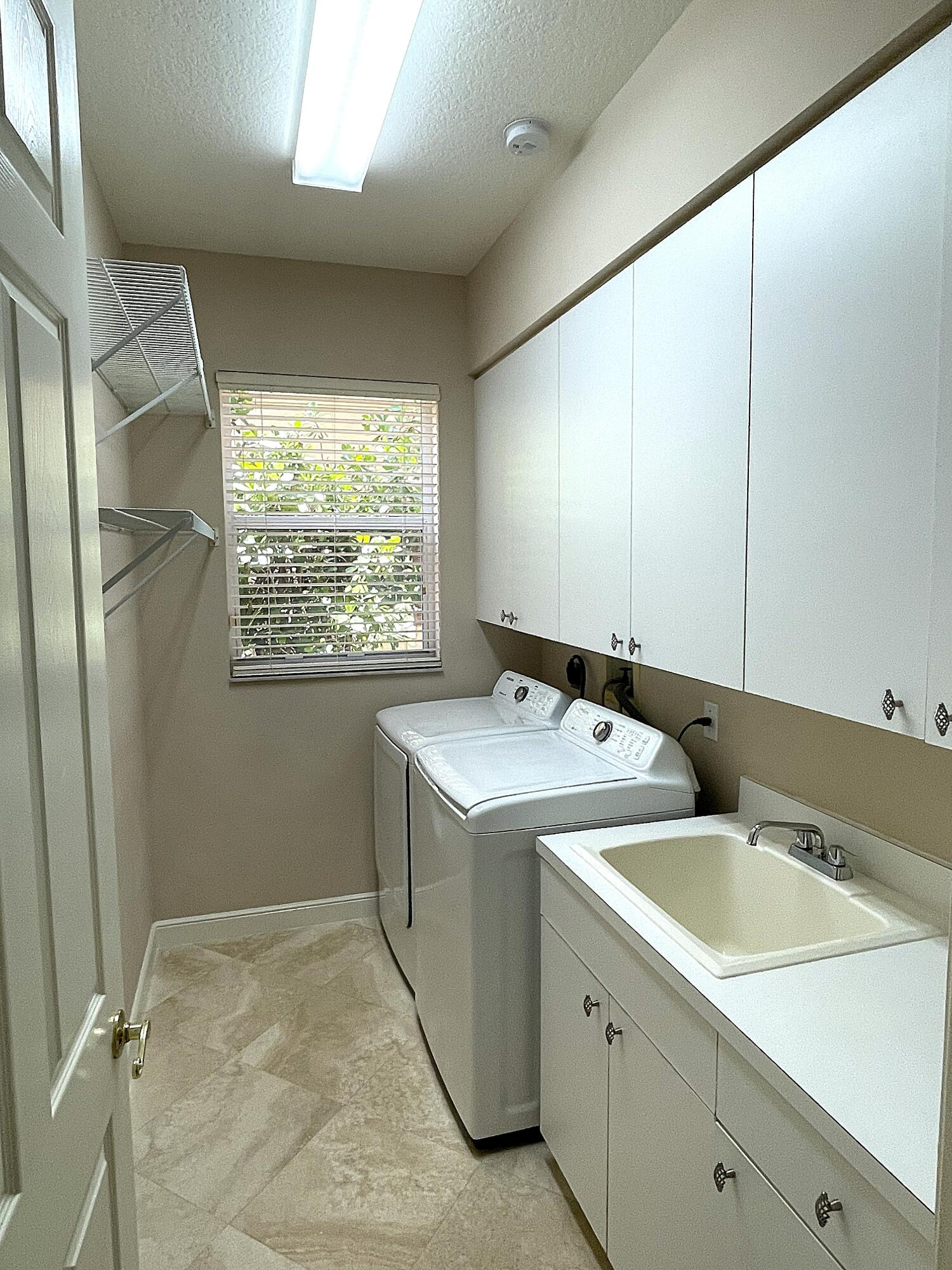 4740 Glenn Pine Lane Property Photo 35