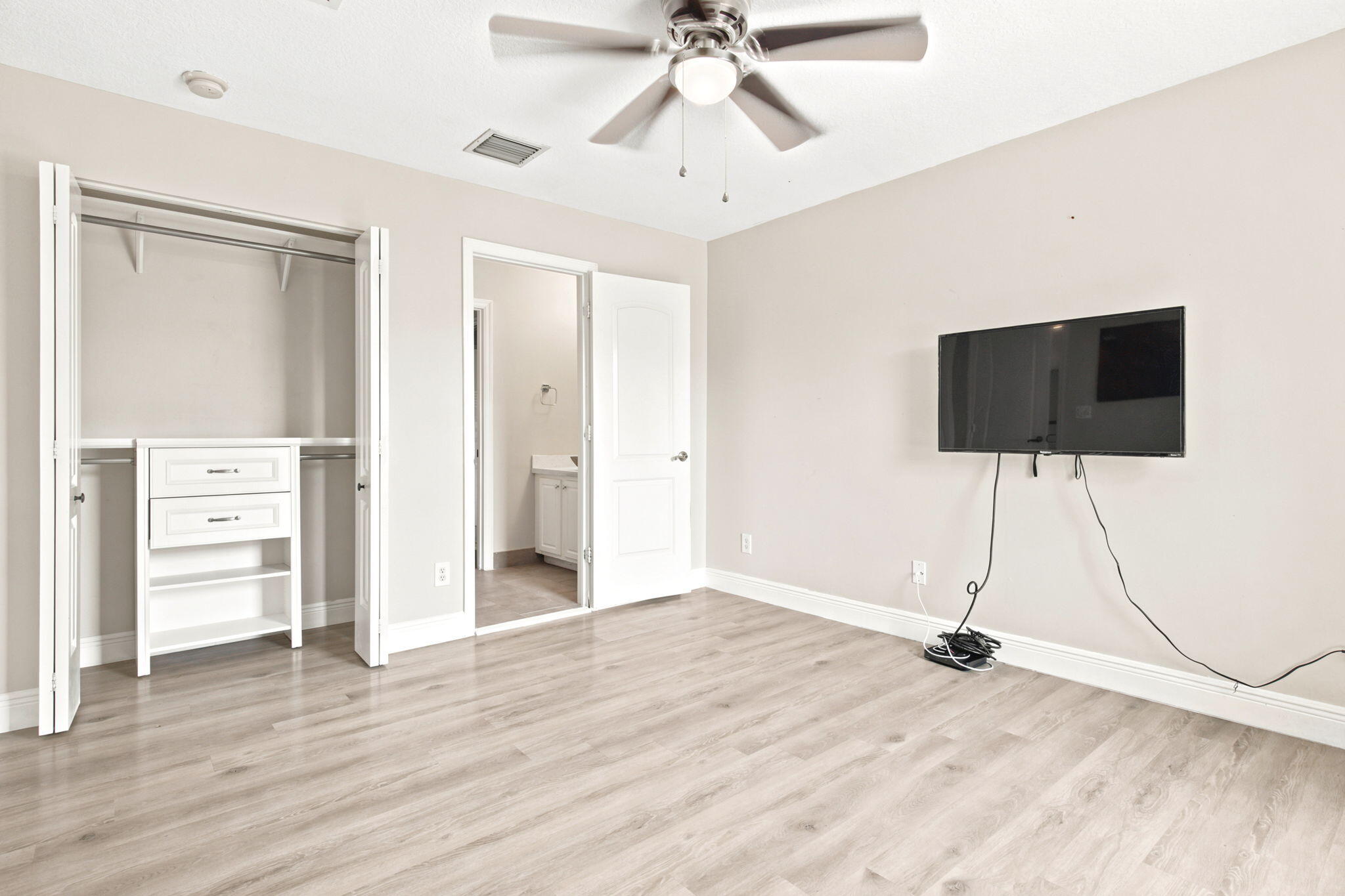 3766 W Gardenia Avenue Property Photo 62