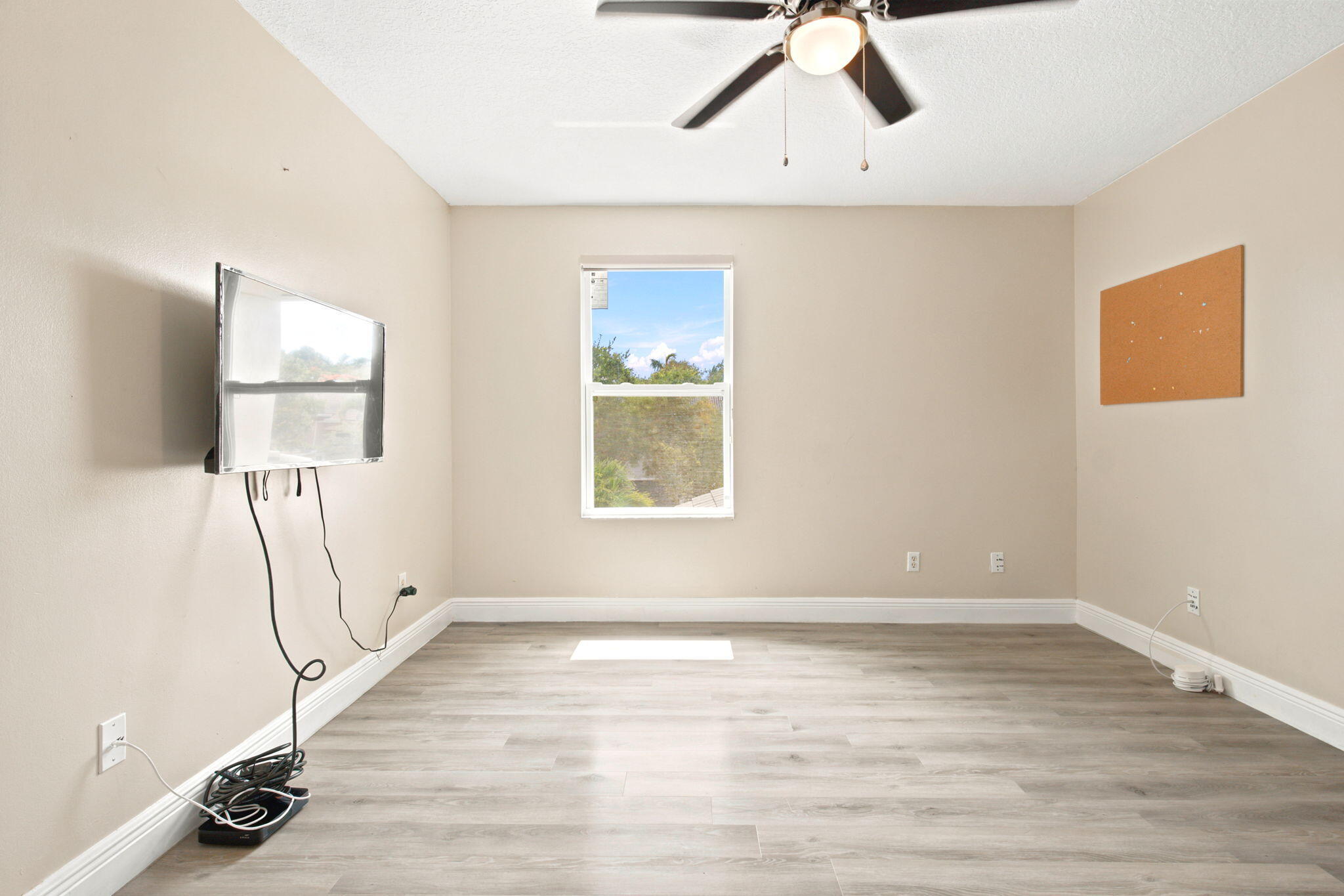3766 W Gardenia Avenue Property Photo 63