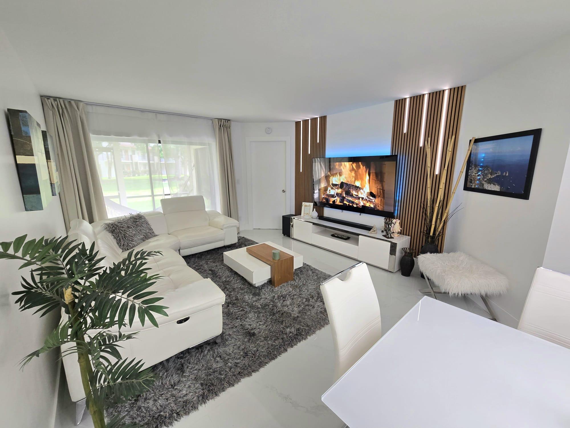 5577 Courtyard Drive