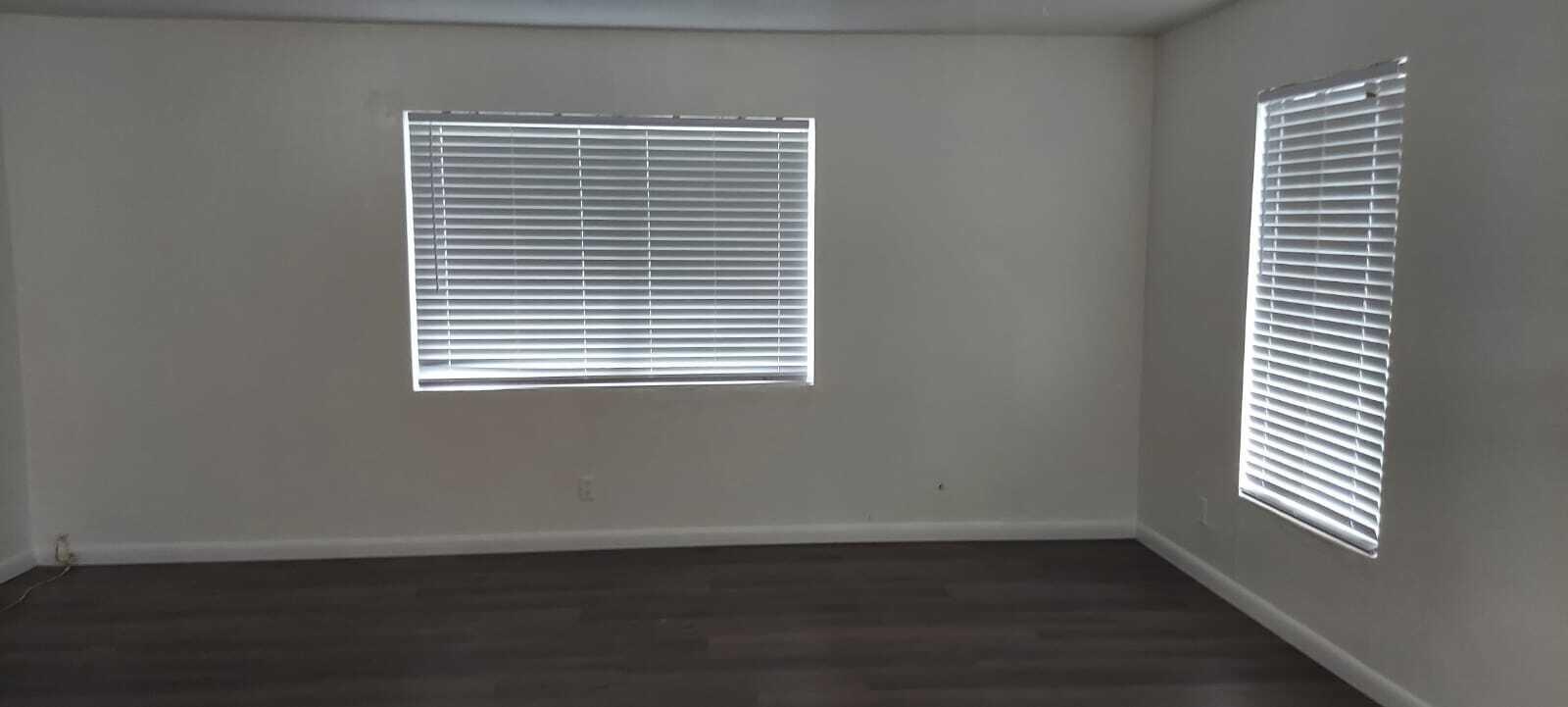 1796 Nw 52nd Avenue Property Photo 9