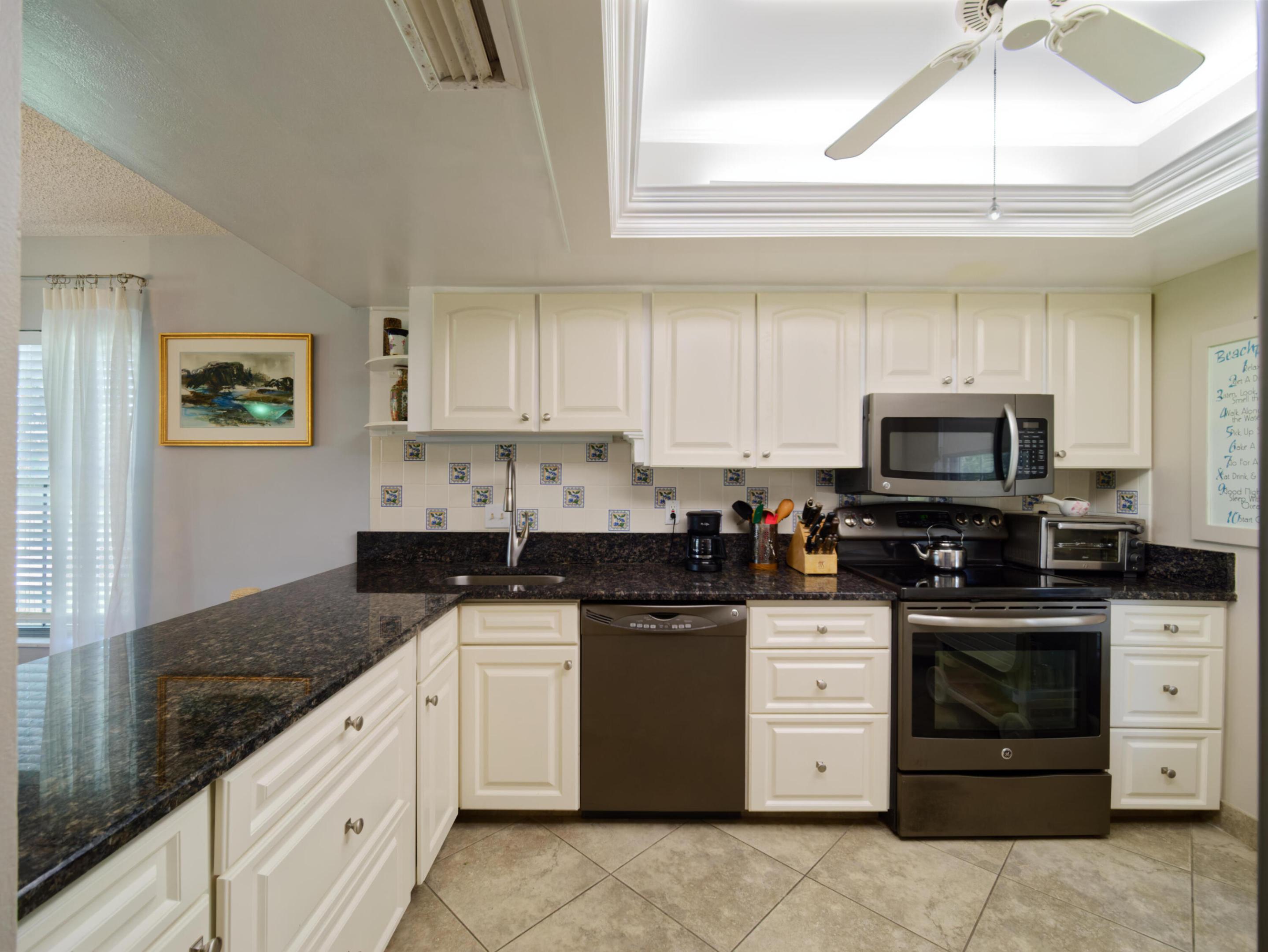 18369 Se Wood Haven Lane E Property Photo 12