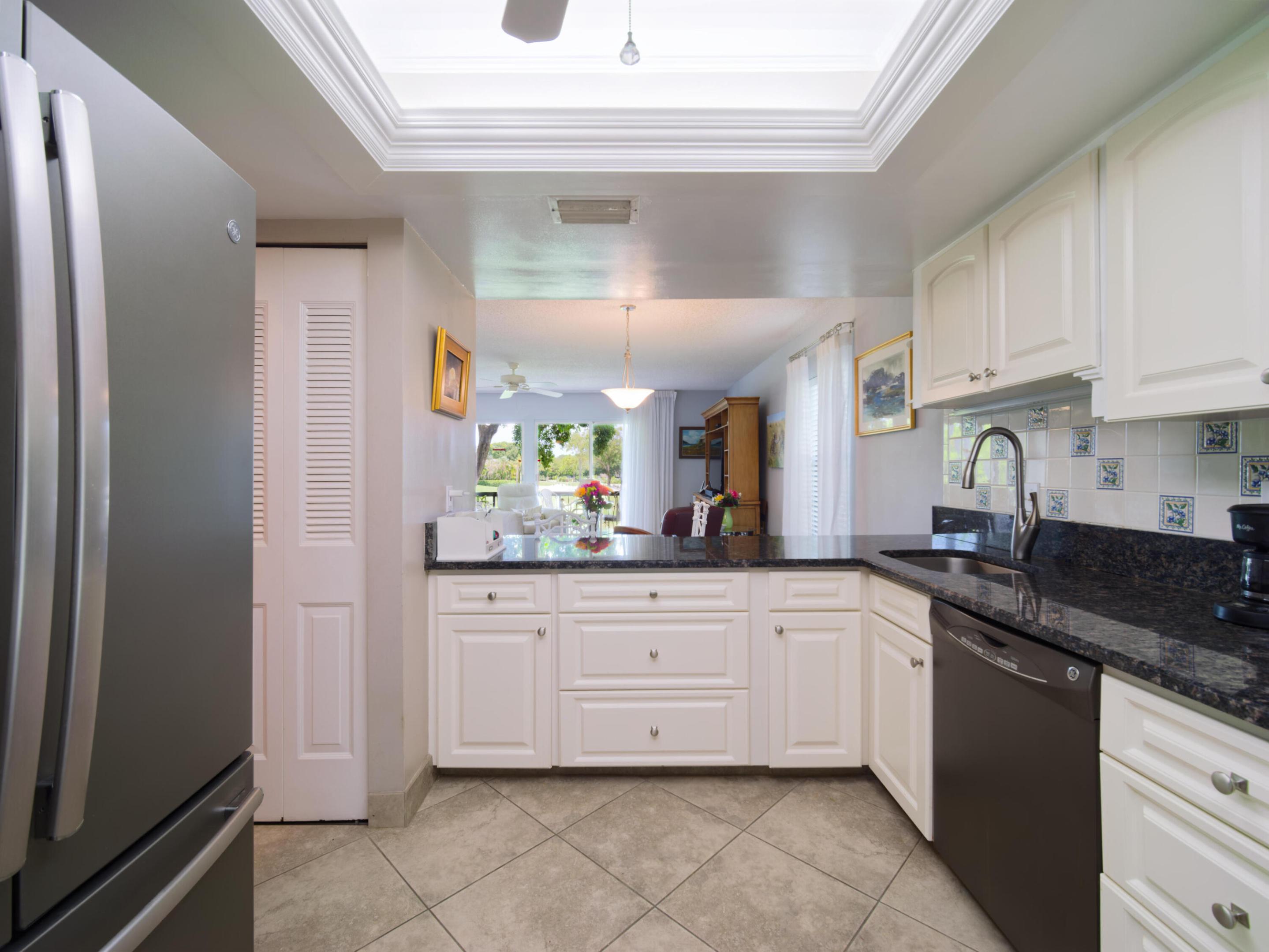18369 Se Wood Haven Lane E Property Photo 13