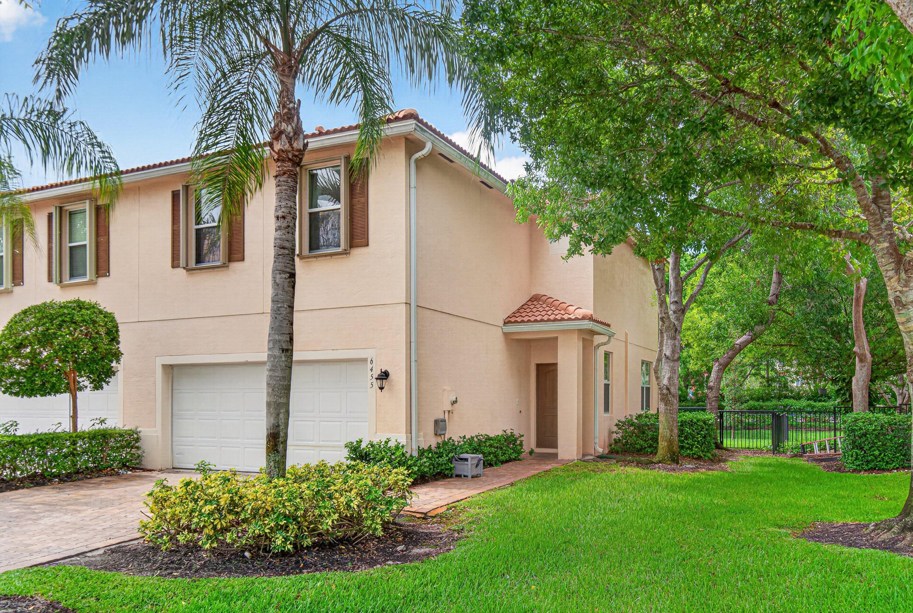 6455 Azura Lake Road Property Photo 4