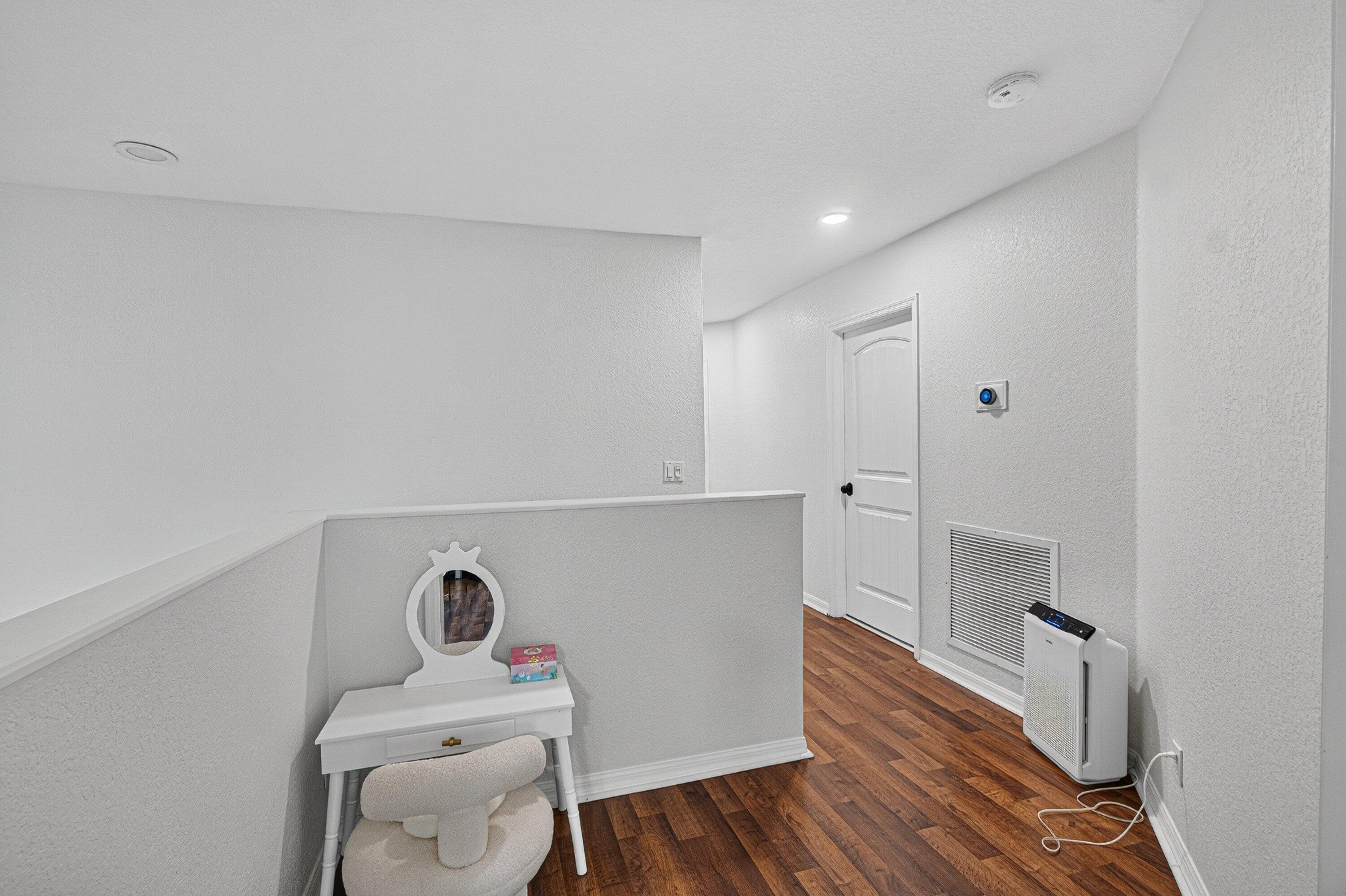 6455 Azura Lake Road Property Photo 22