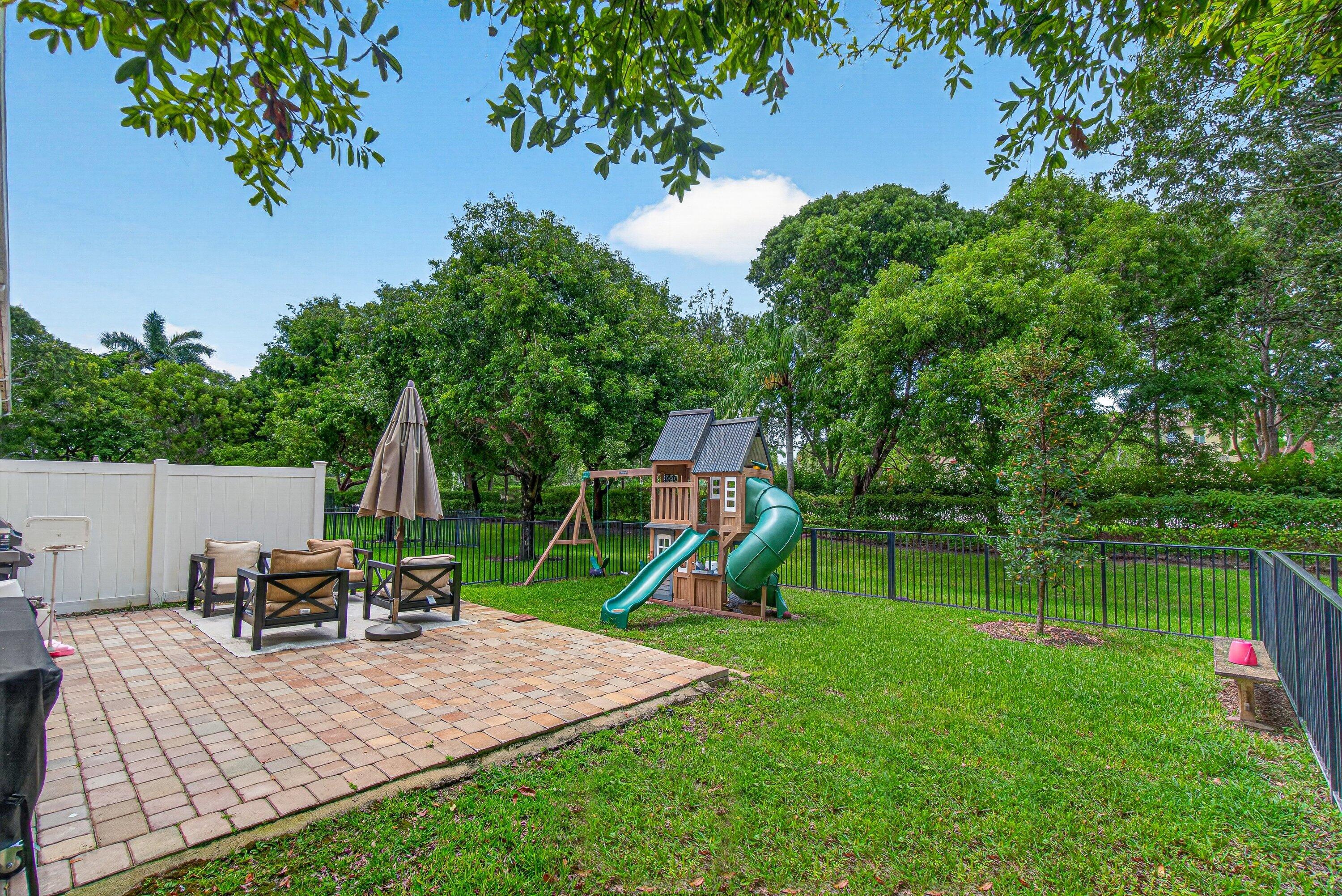 6455 Azura Lake Road Property Photo 38
