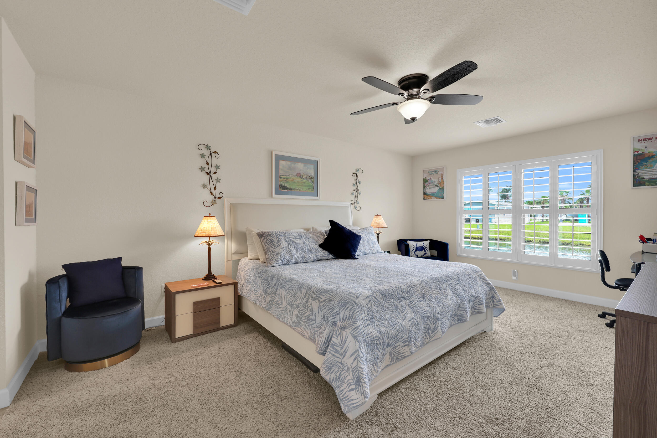22 Alta Loma Property Photo 16