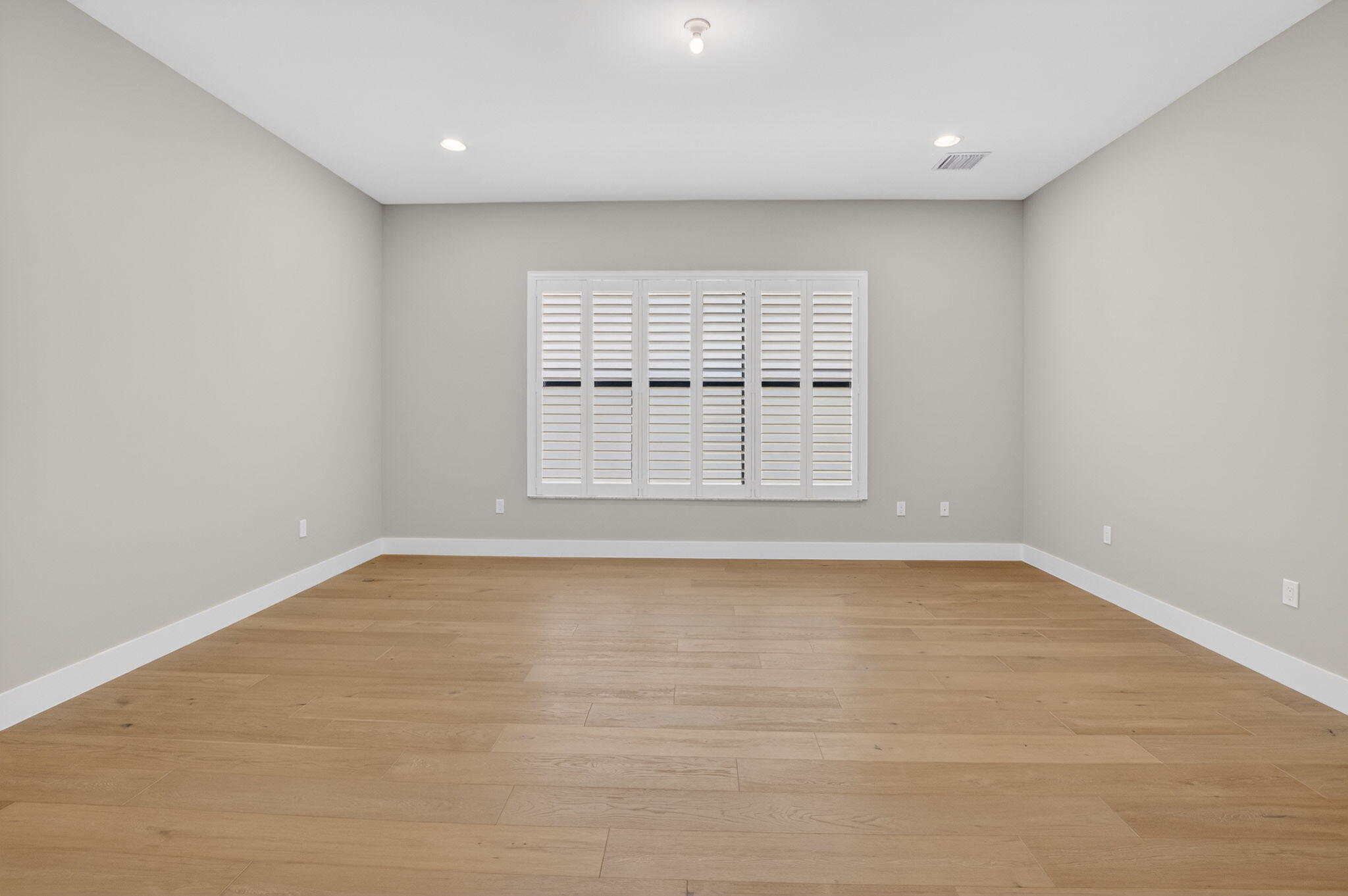 17089 Rainbow Falls Trail Property Photo 45