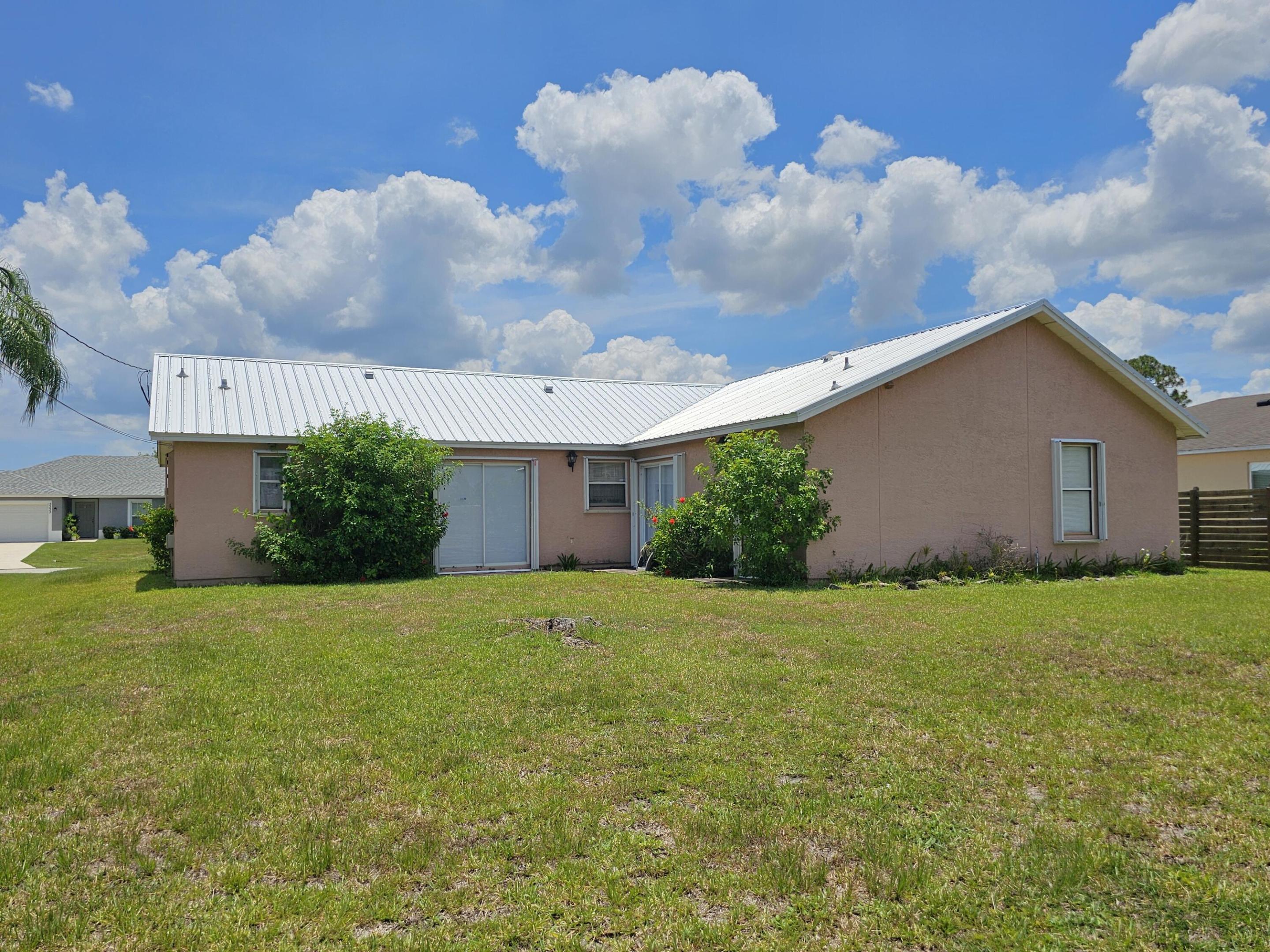 3338 Sw Mundy Street Property Photo 4