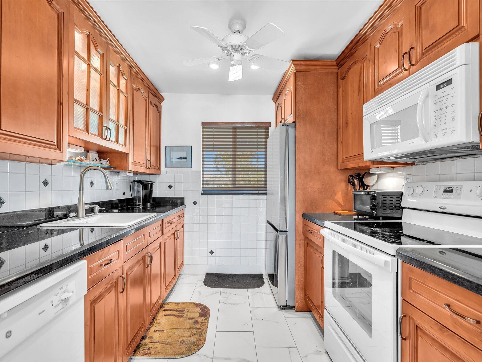 2017 Sw Golf Lane 109 Property Photo 3