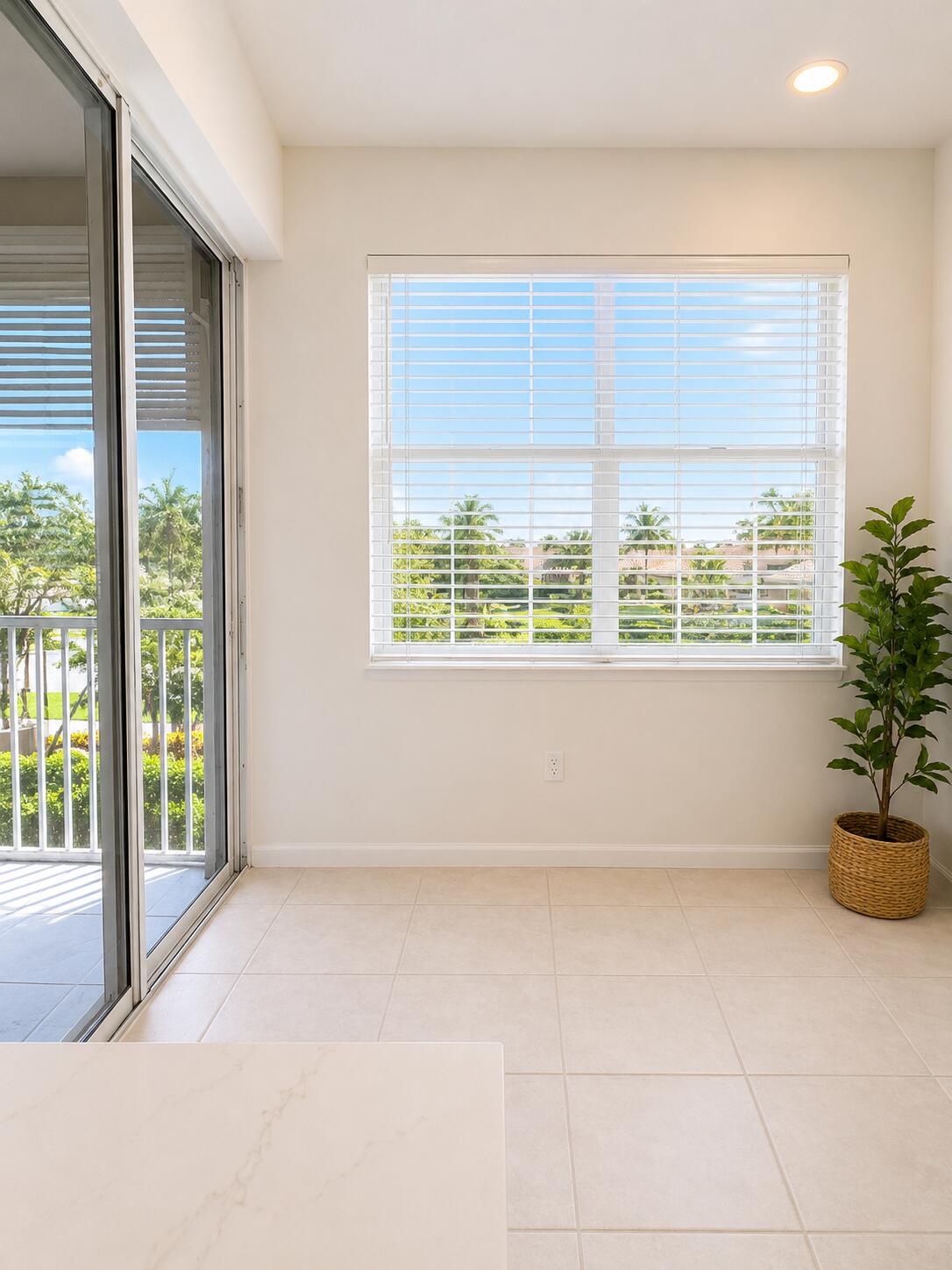 6560 Villa Sonrisa Drive 1321 Property Photo 4