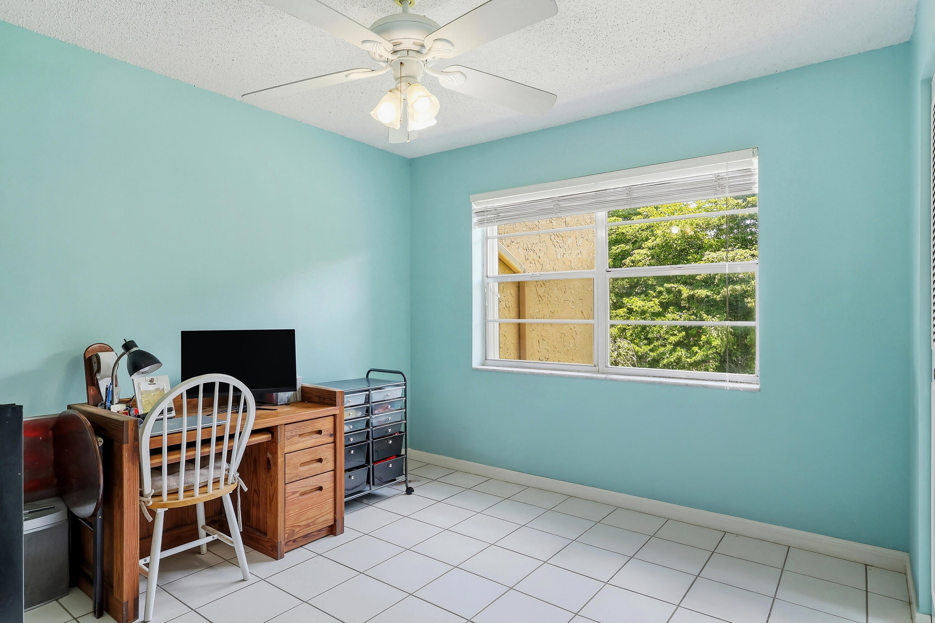 215 Lake Carol Drive Property Photo 11
