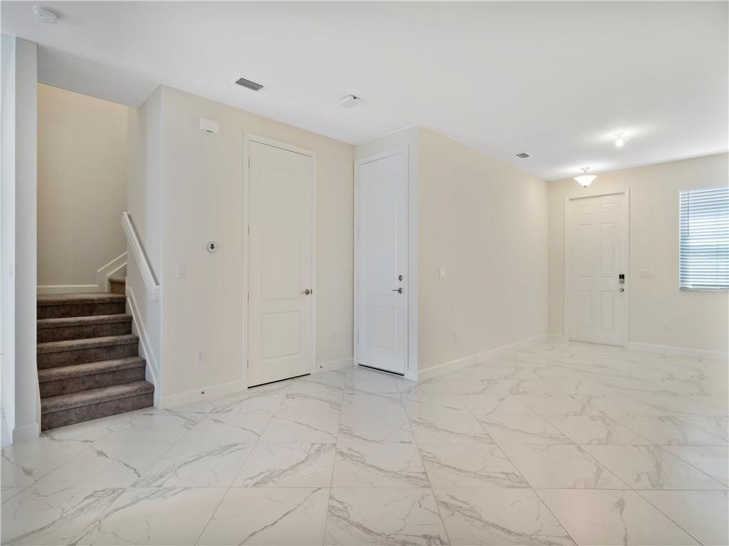 13056 Anthorne Lane 113 Property Photo 21