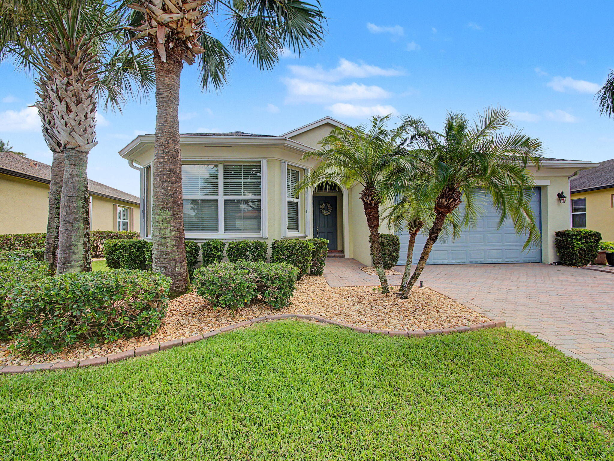 11861 Sw Crestwood Circle Property Photo 1