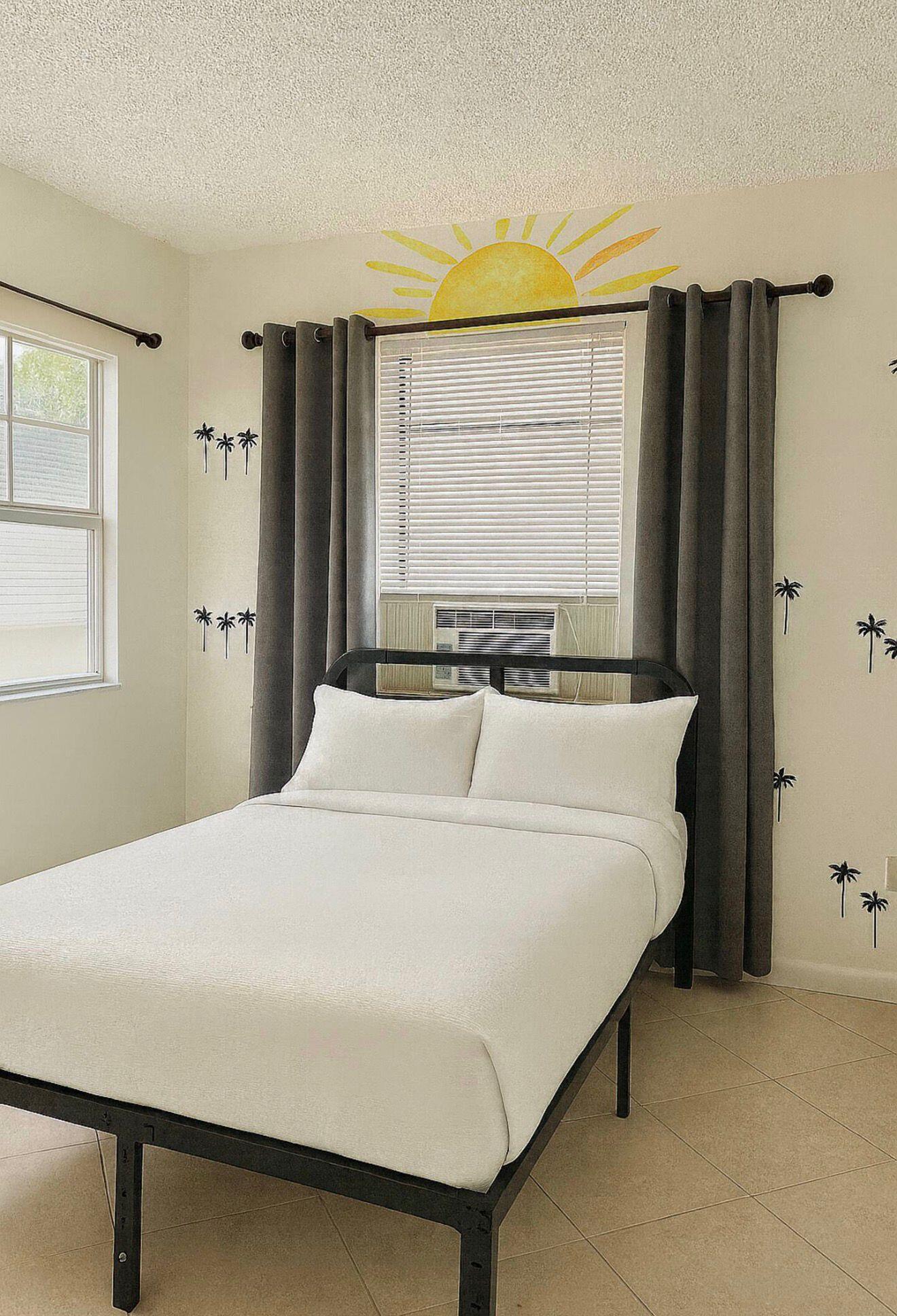 272 Ne 44th Street Property Photo 2