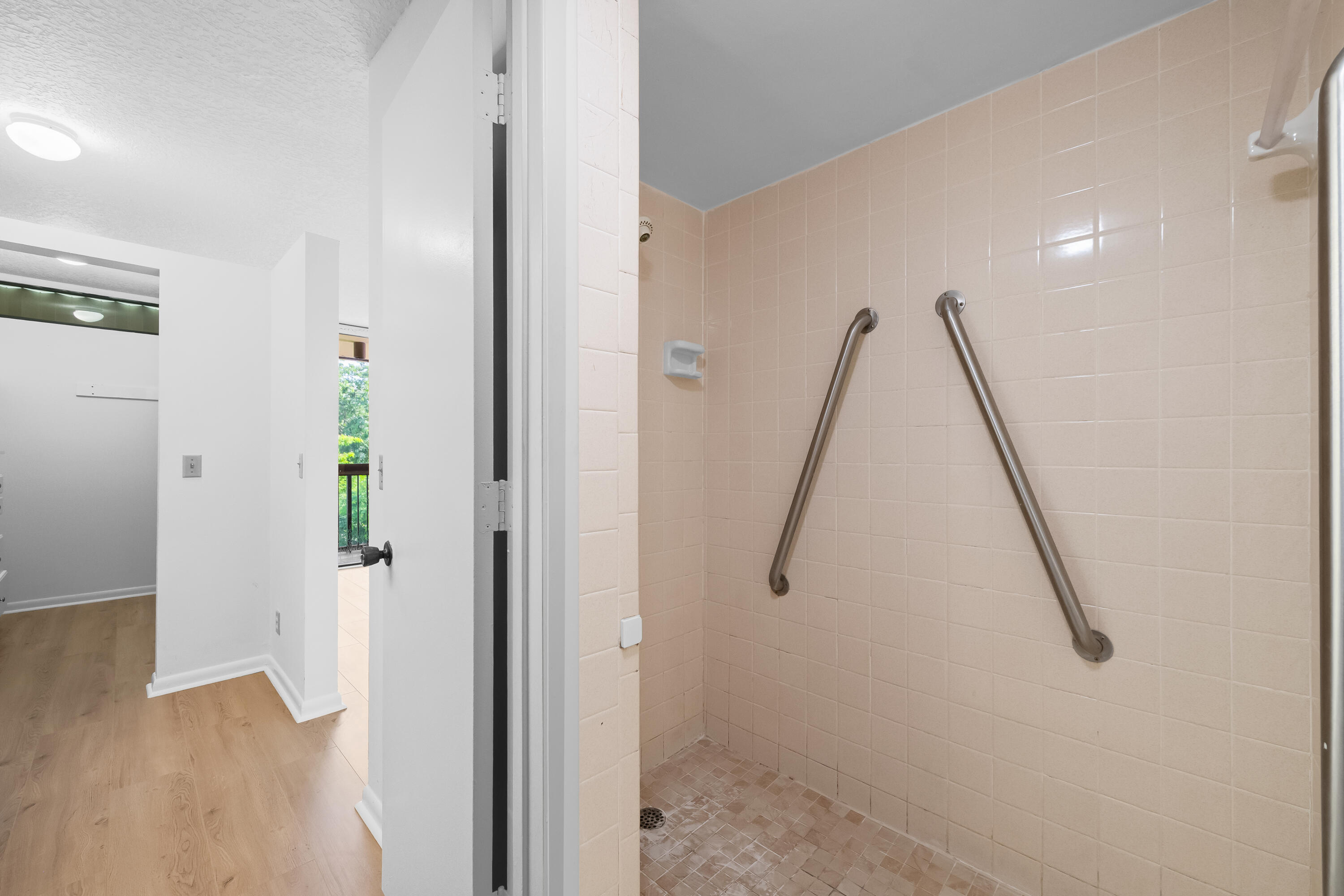 8701 Sw 30th Street 211 Property Photo 16