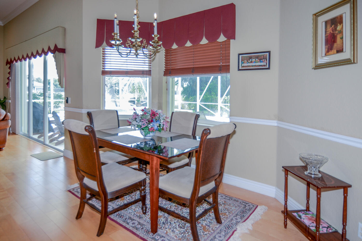 4676 Manderly Drive Property Photo 13