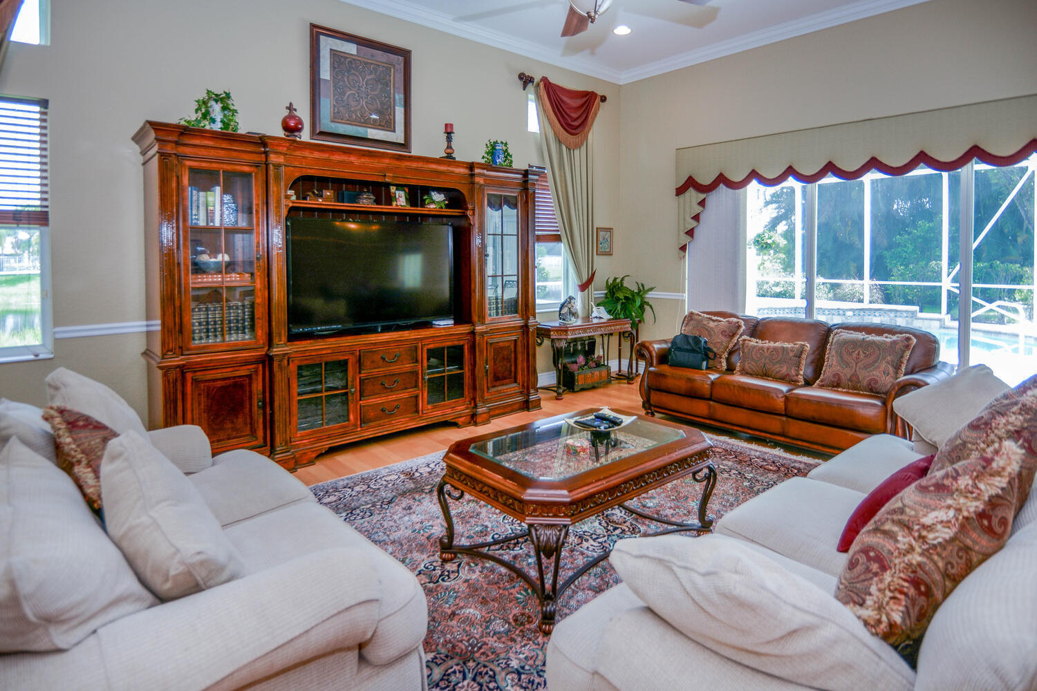 4676 Manderly Drive Property Photo 15