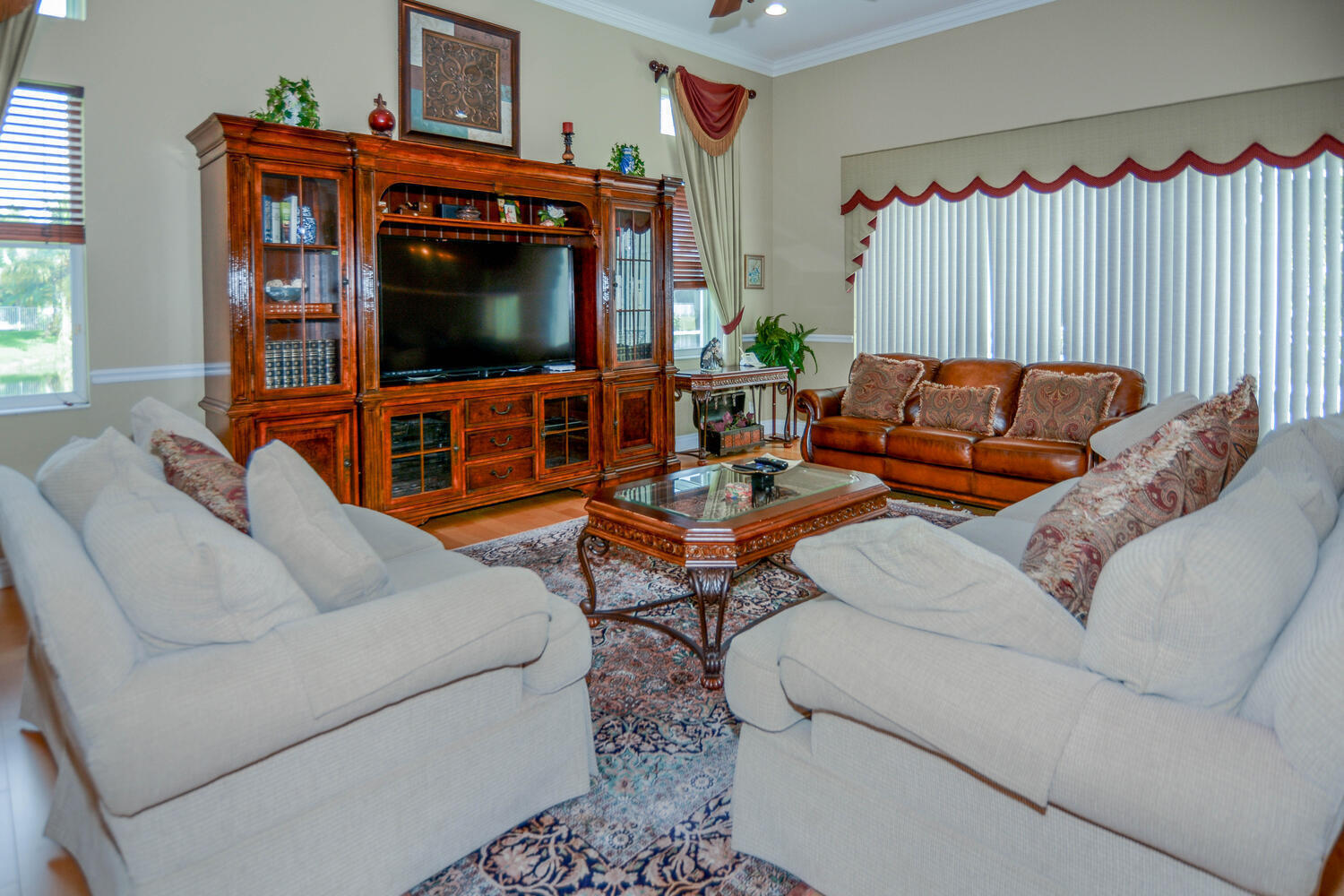4676 Manderly Drive Property Photo 16