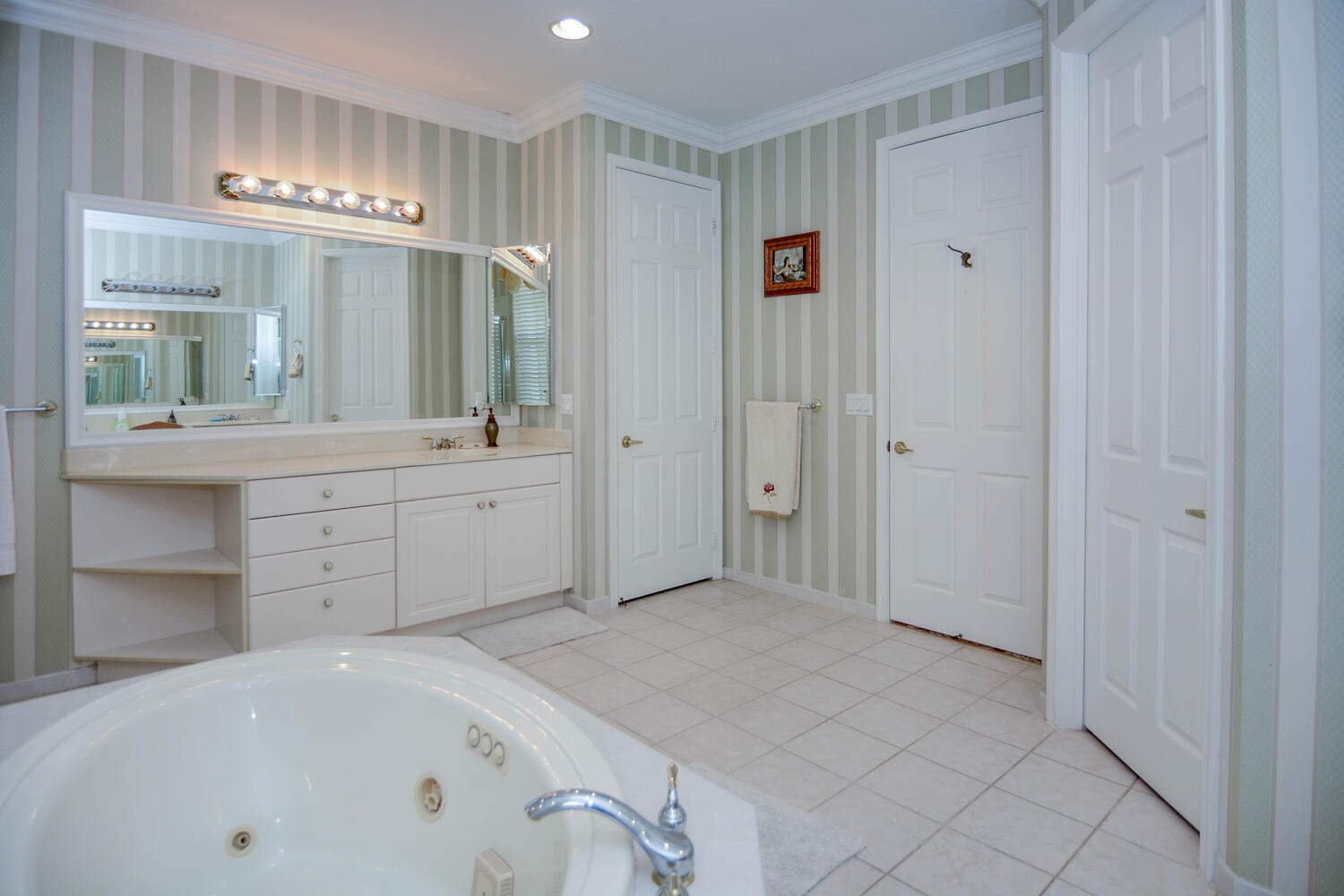 4676 Manderly Drive Property Photo 20