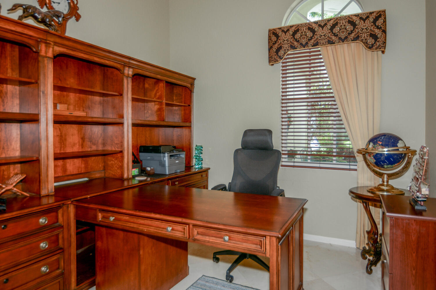 4676 Manderly Drive Property Photo 21