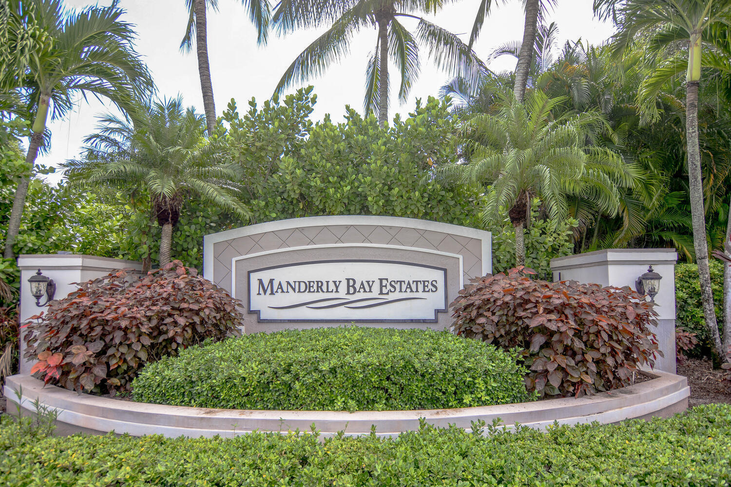 4676 Manderly Drive Property Photo 43