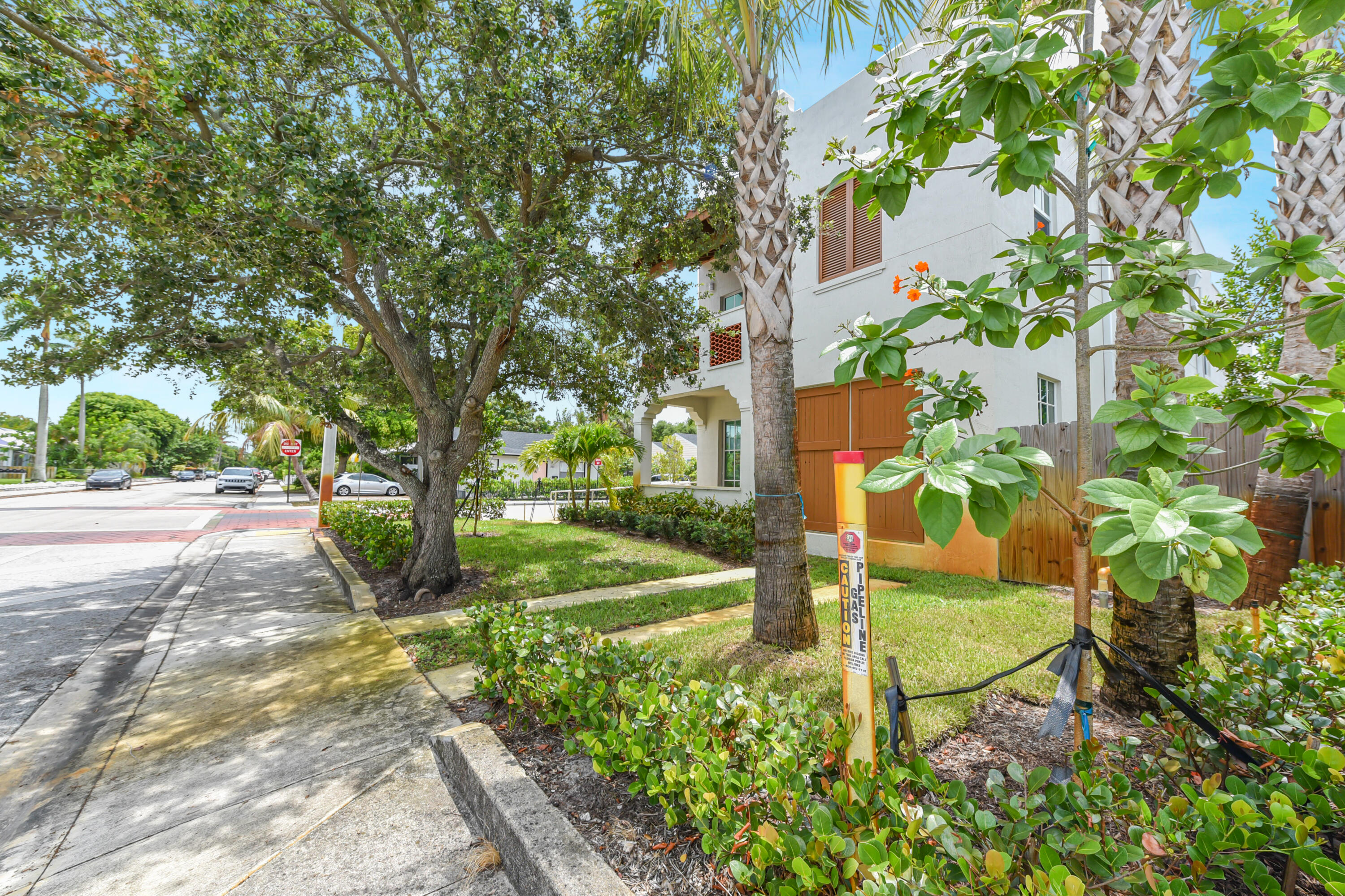 129 S K Street Property Photo 19