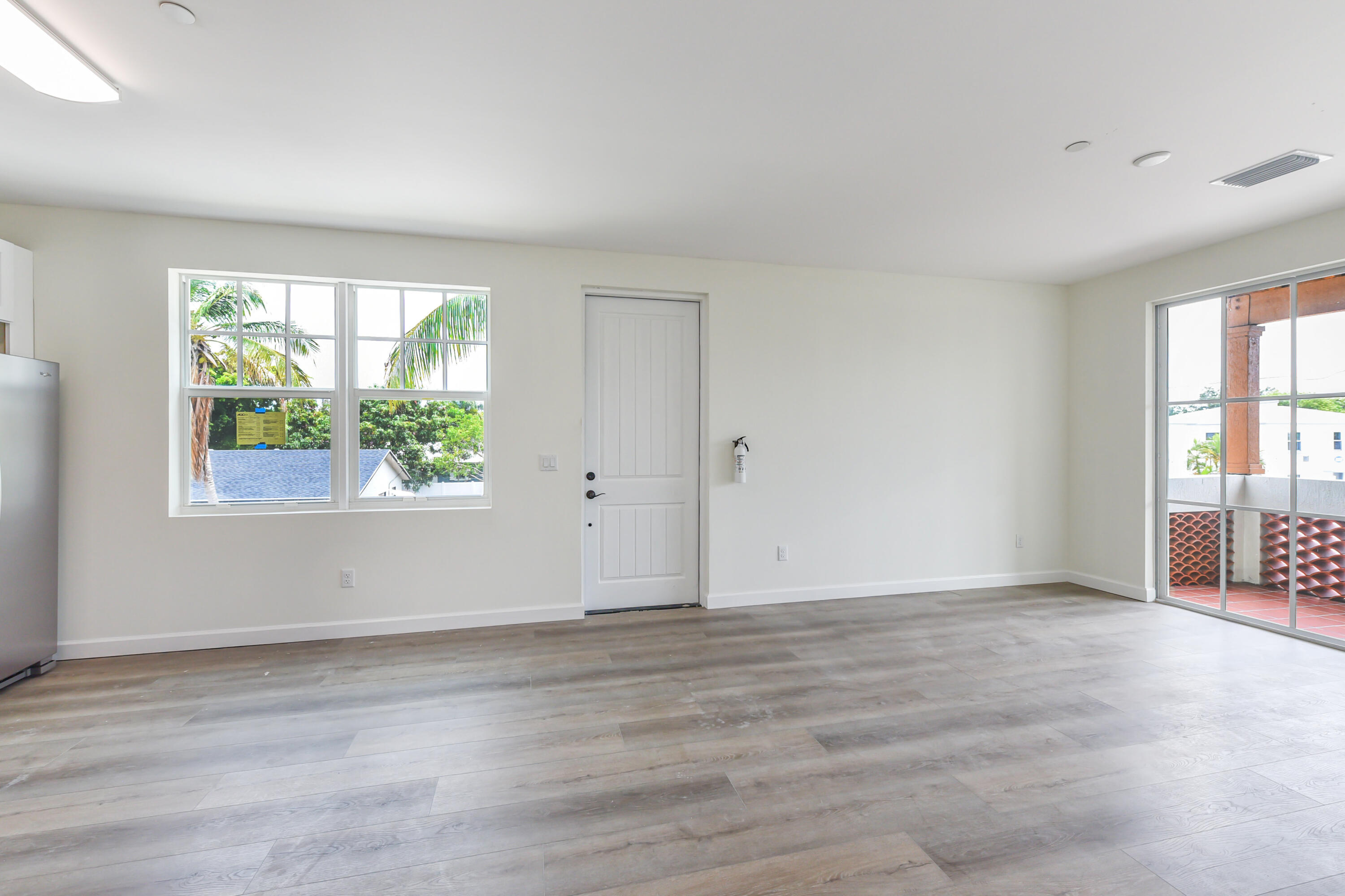 129 S K Street Property Photo 25
