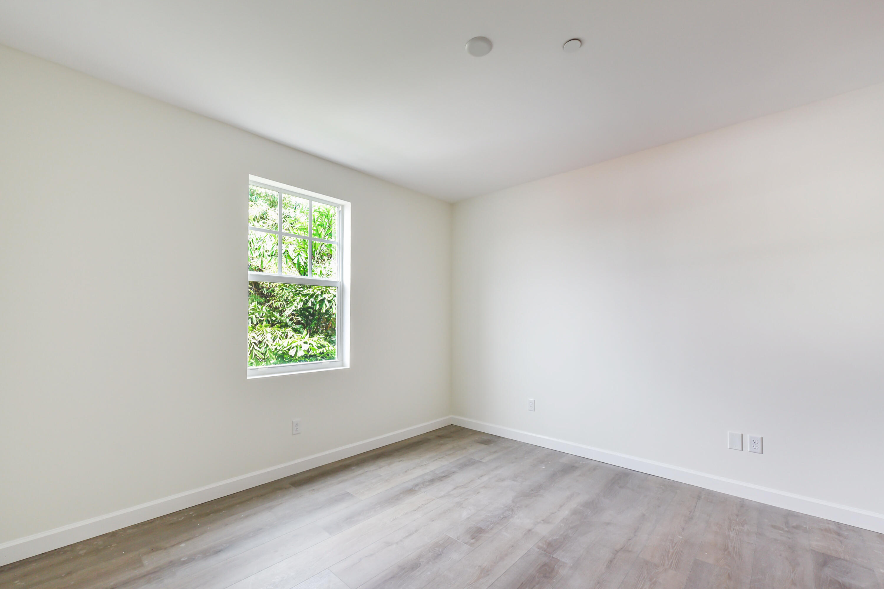 129 S K Street Property Photo 29