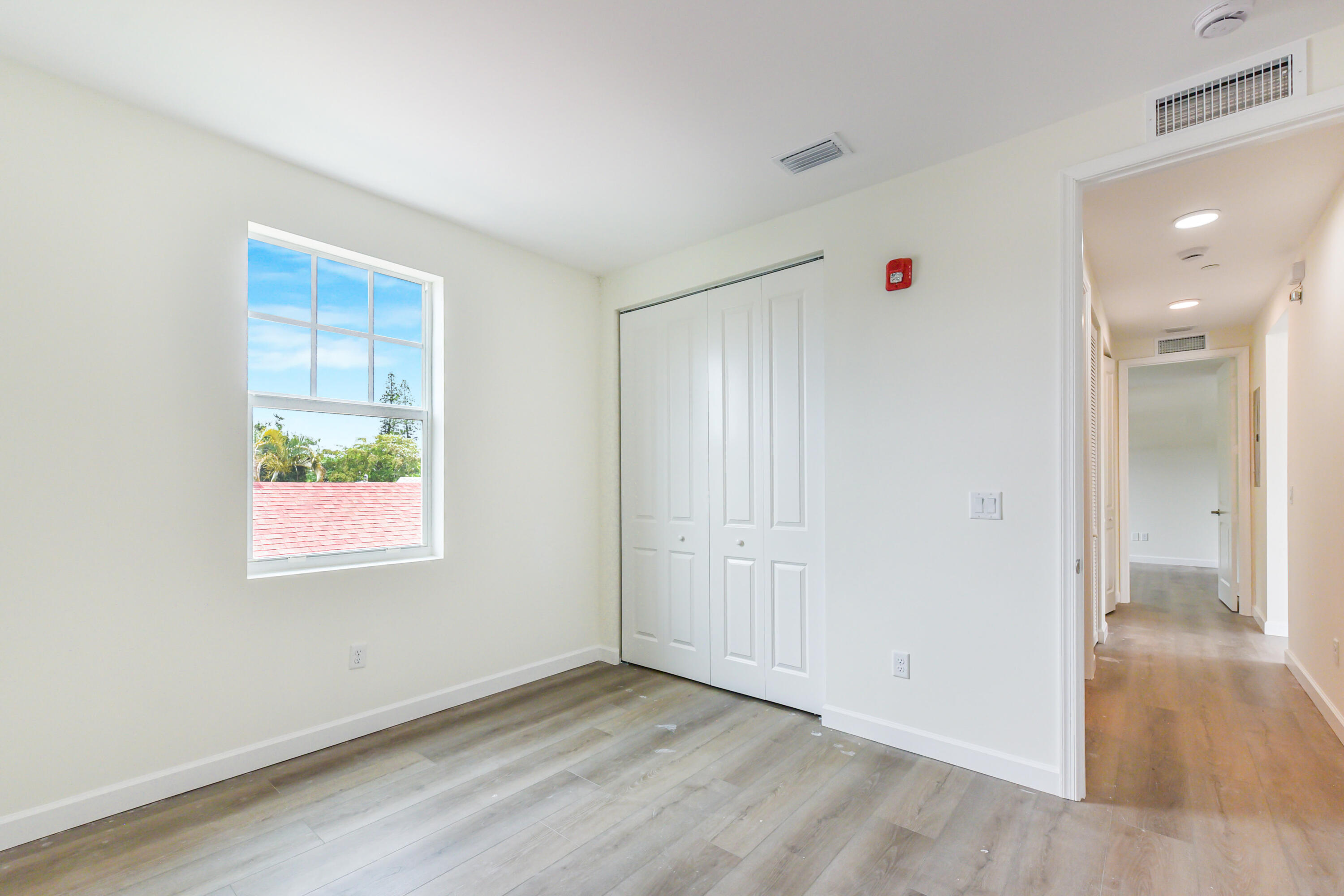 129 S K Street Property Photo 33