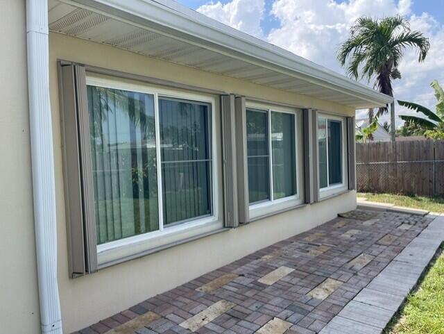 180 Sw 77th Avenue Property Photo 14